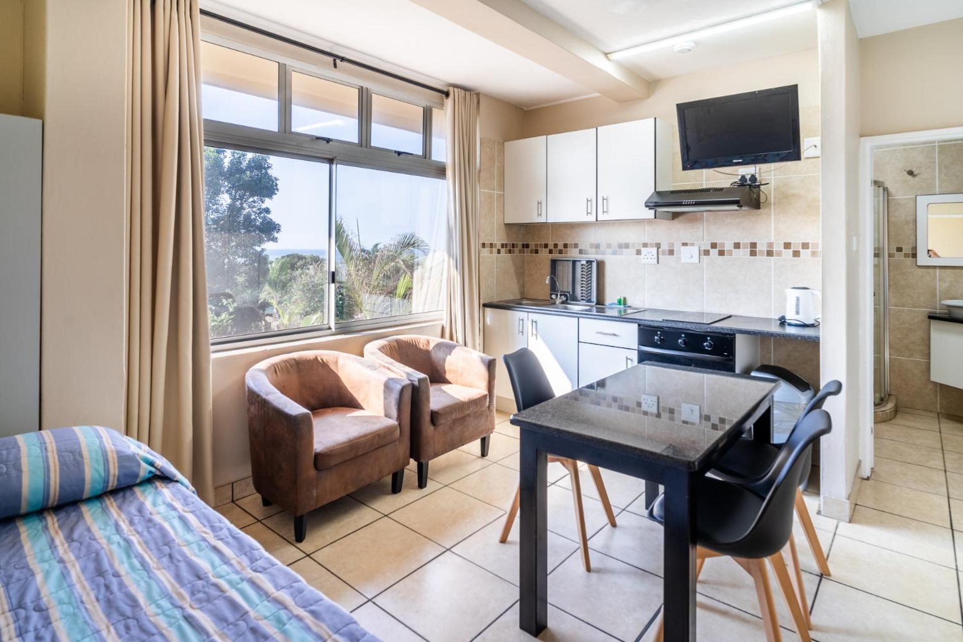 3 sleeper Flat (1 bedroom, shower only seaside) photo 3