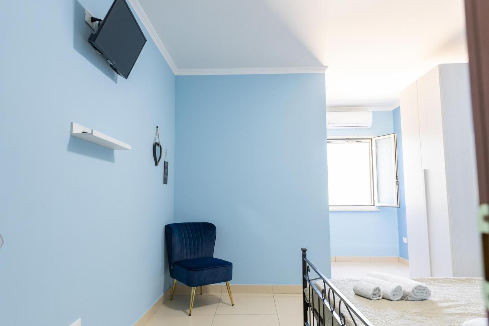 Double Room With Private Bathroom photo 2