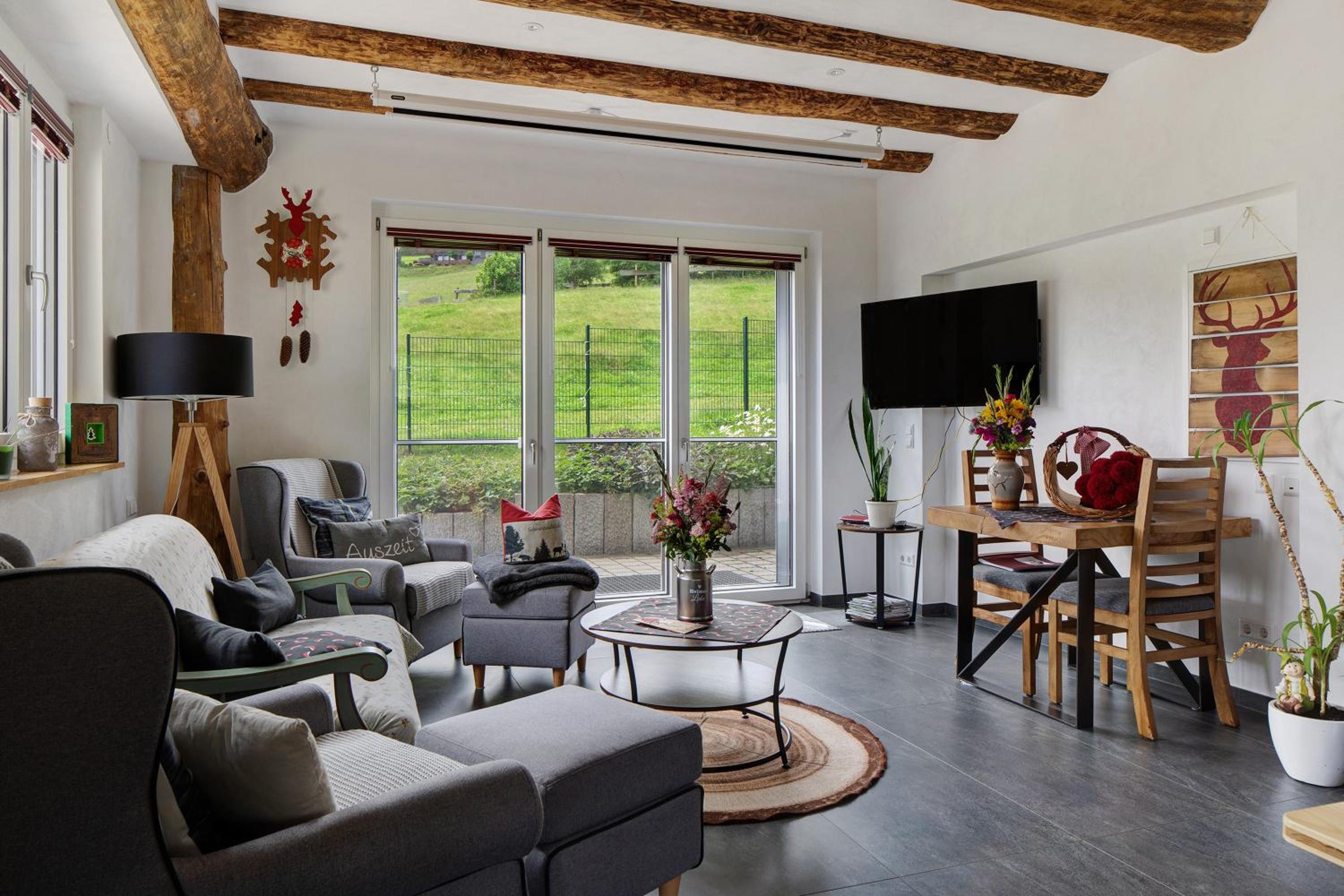Two-Bedroom Apartment with Mountain View