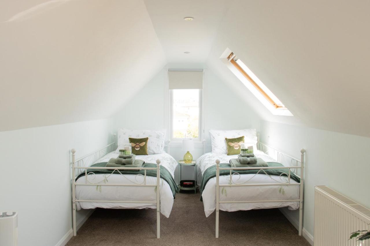 Twin Room with Sea View