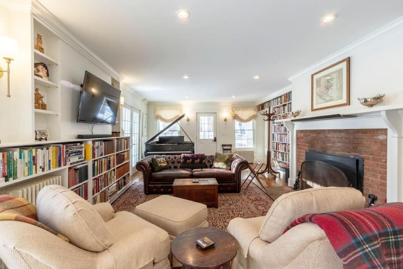 Two-Bedroom House photo 1