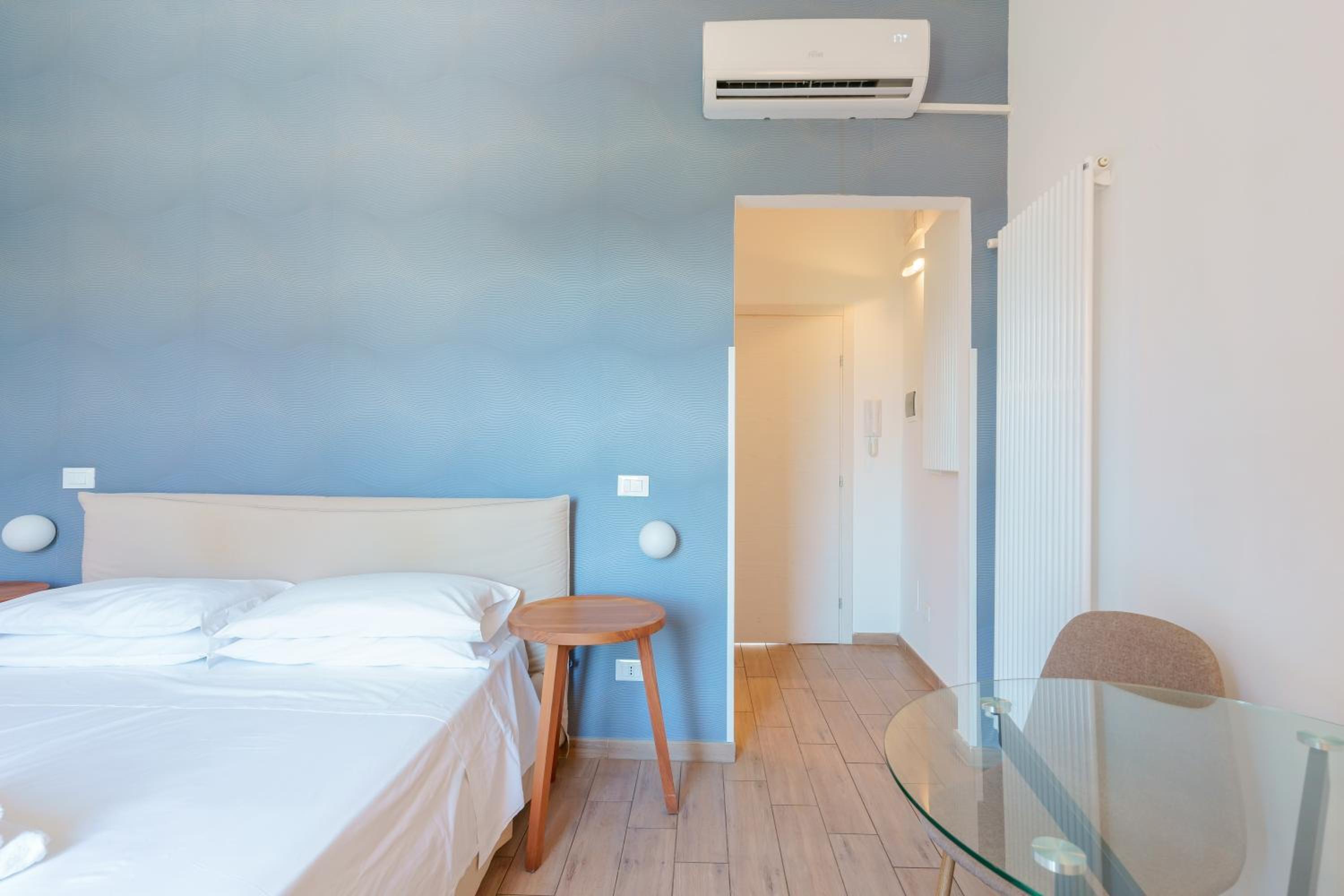 Suite with Sea View - Photo 7