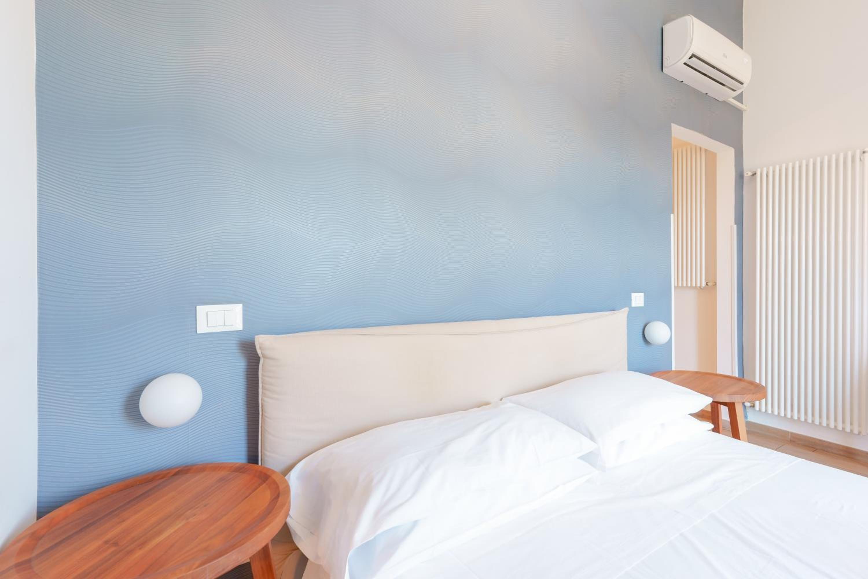 Suite with Sea View - Photo 3