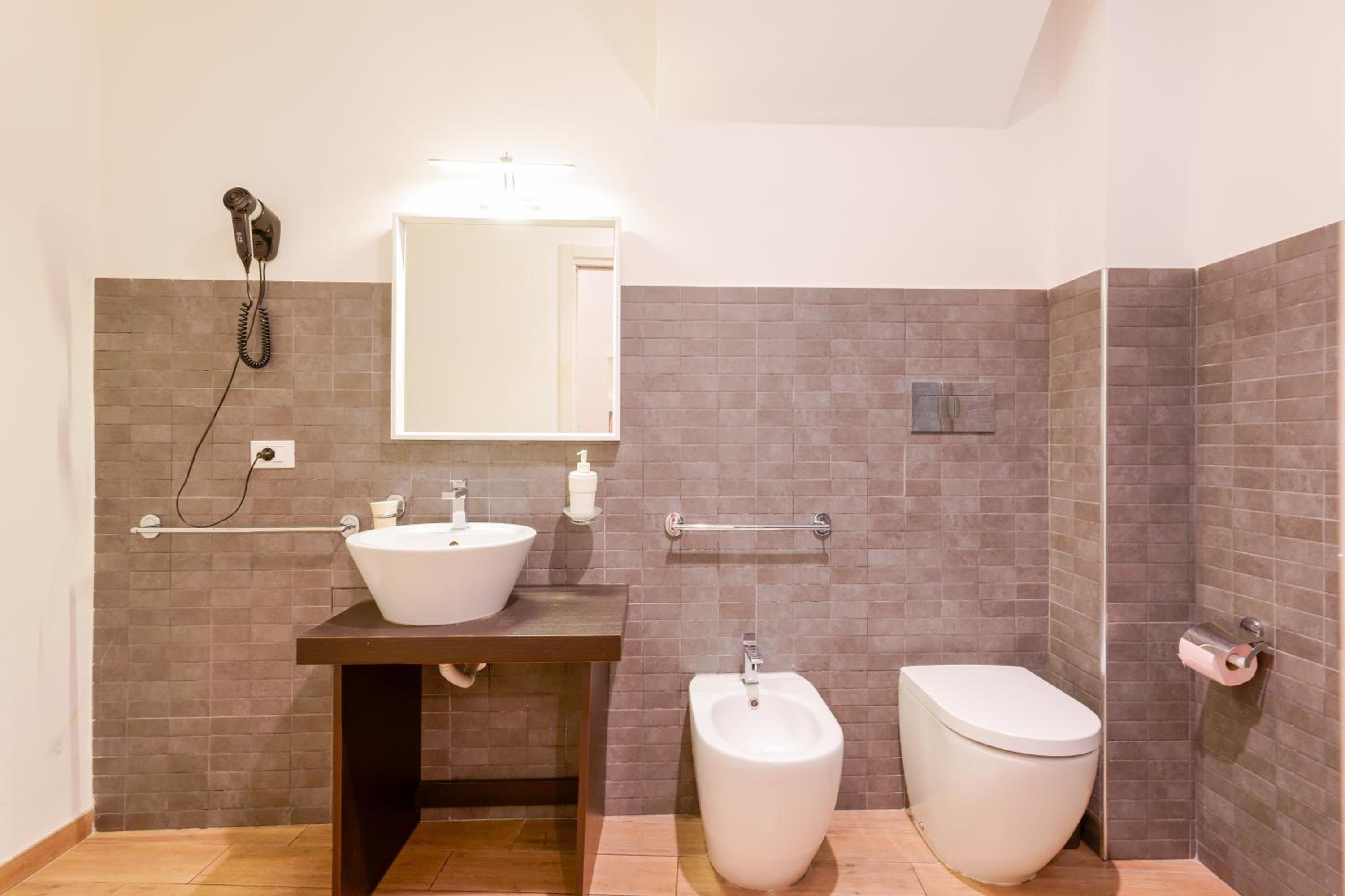 Deluxe Triple Room - Photo 2