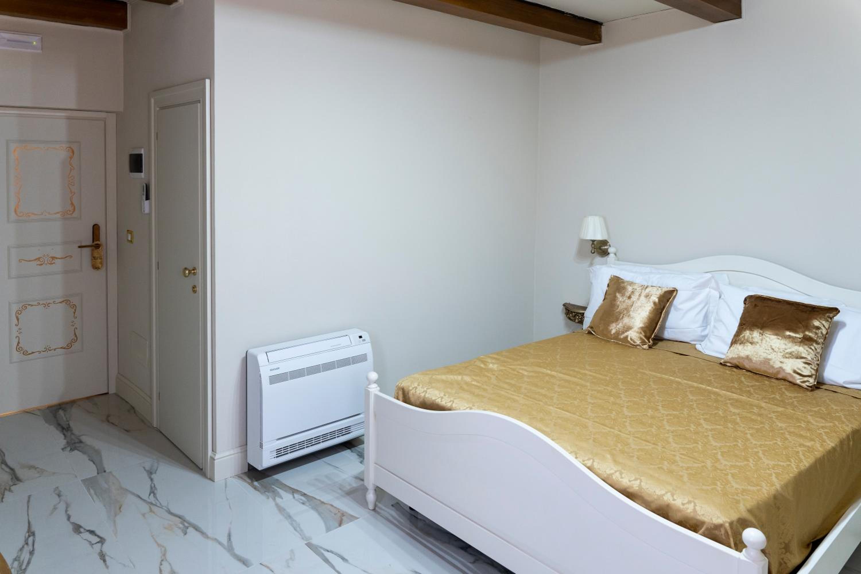 Deluxe Room photo 3
