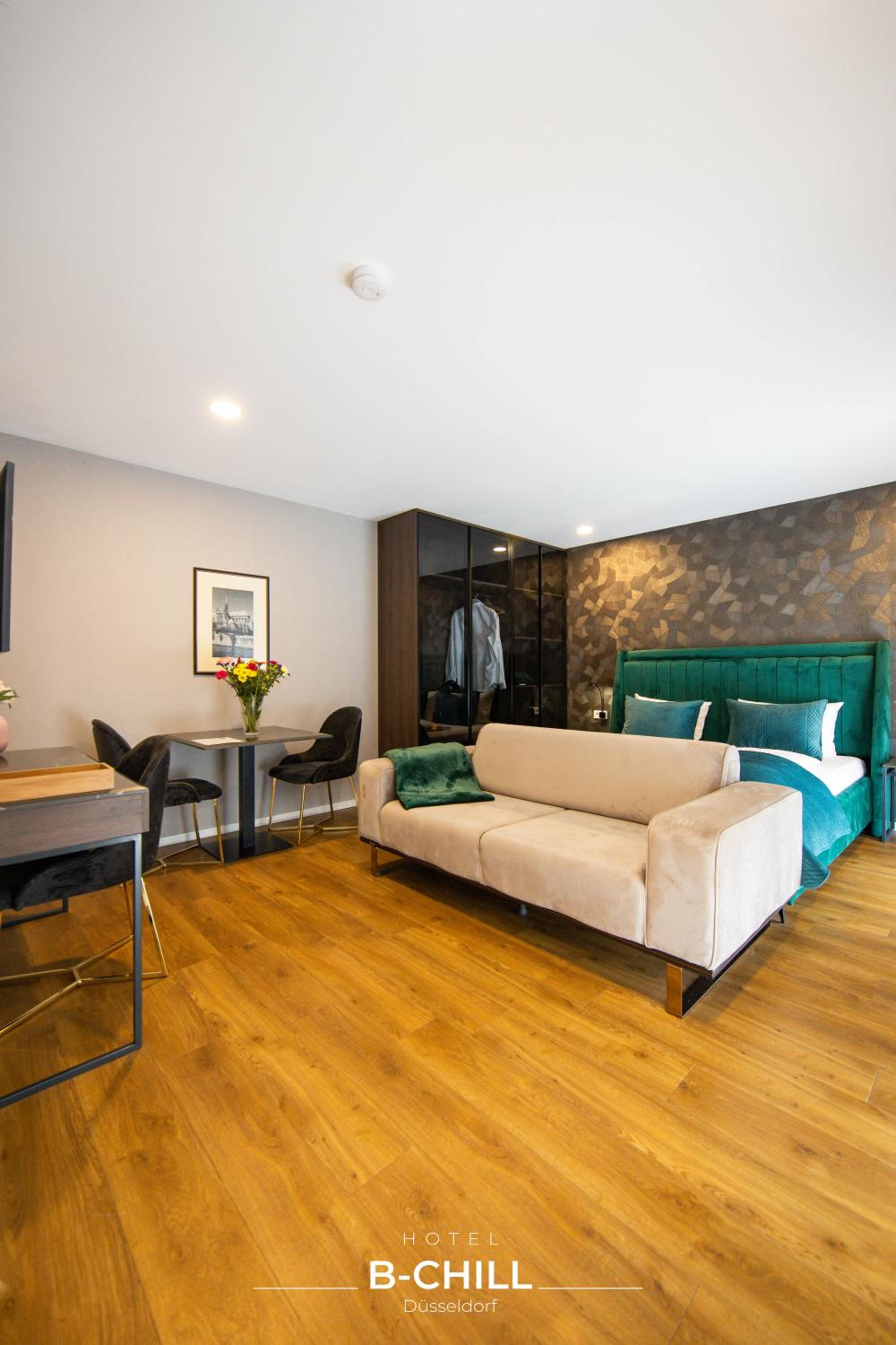 Deluxe Apartment
