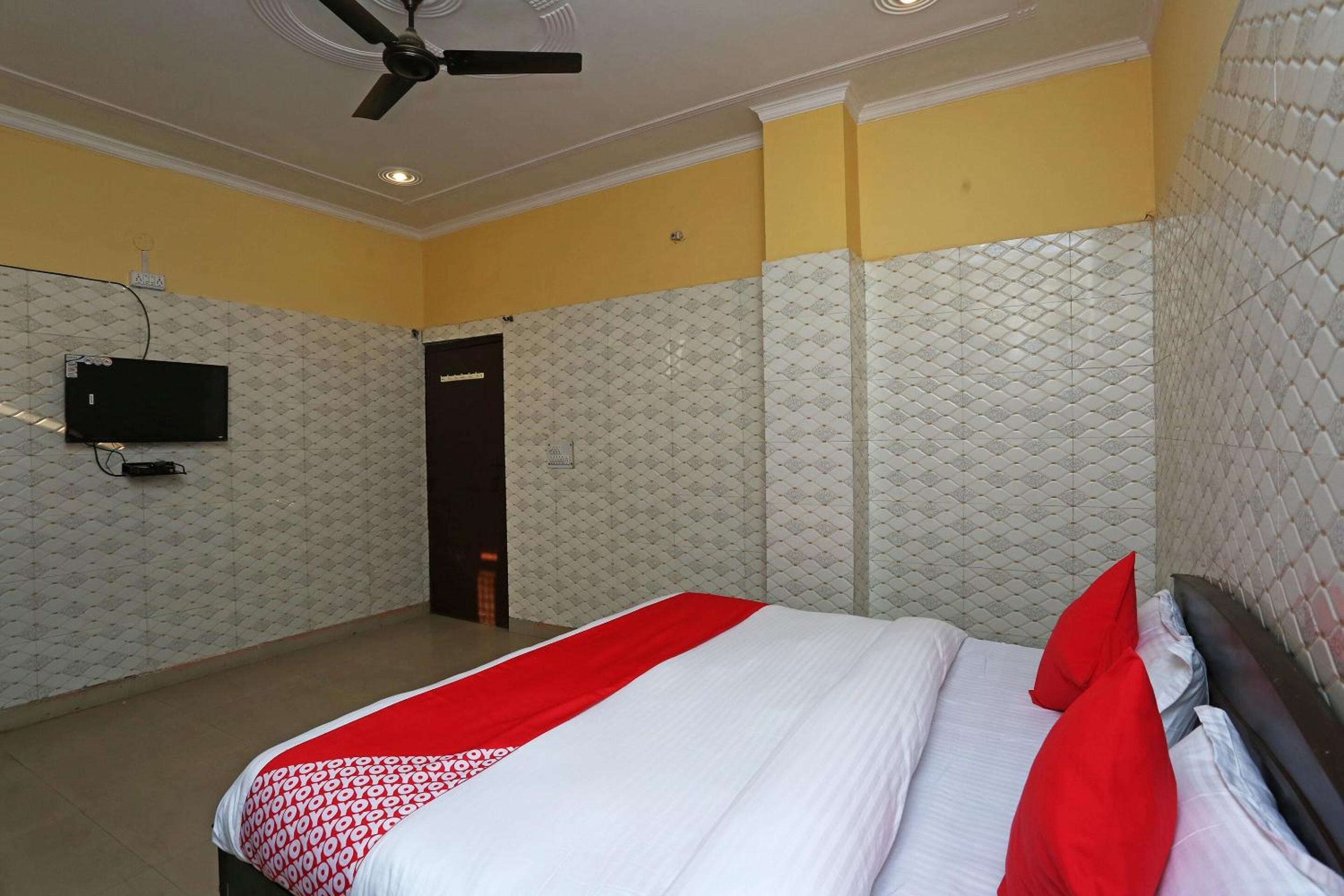 Standard Double Room photo 3