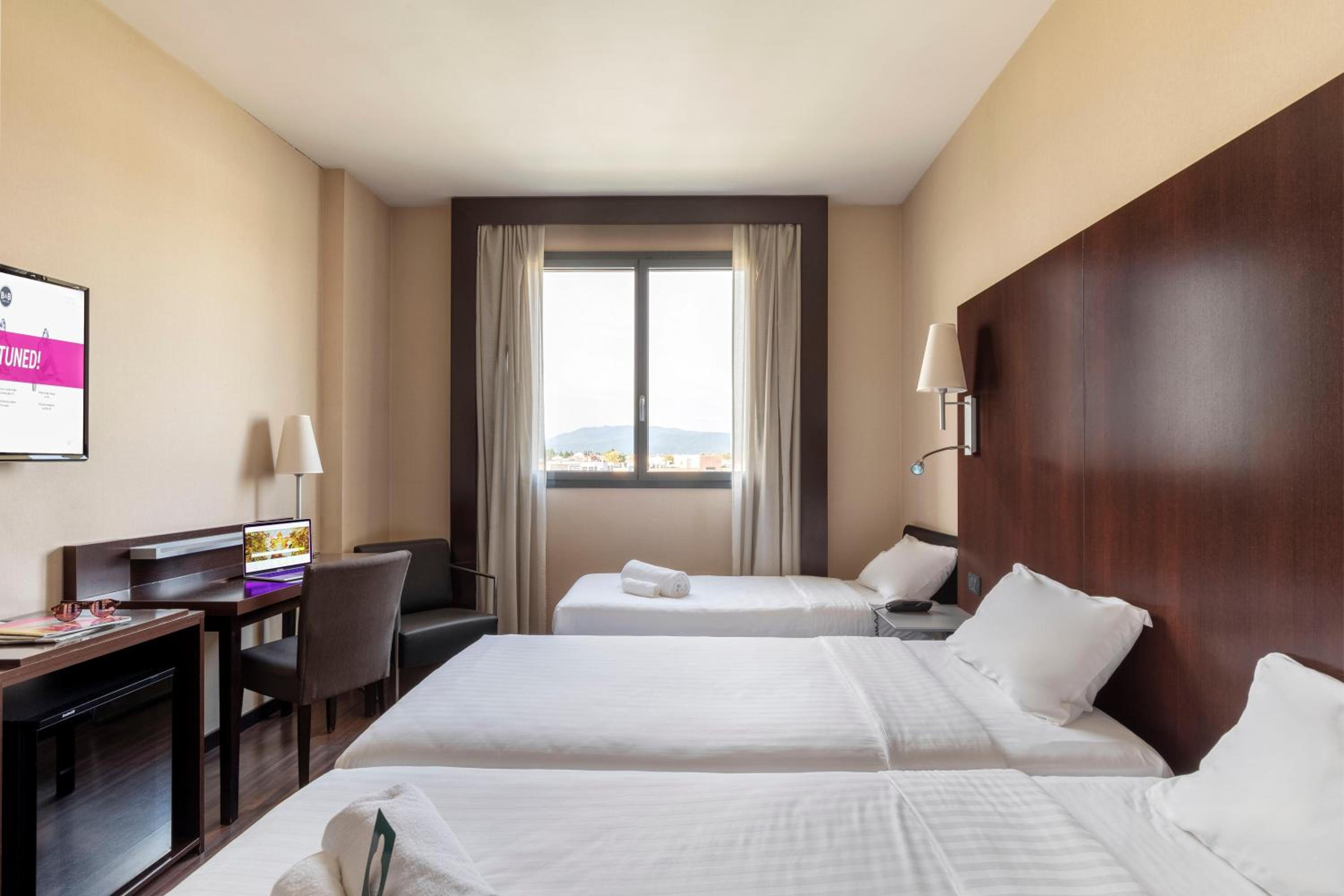 Triple Room - Photo 2