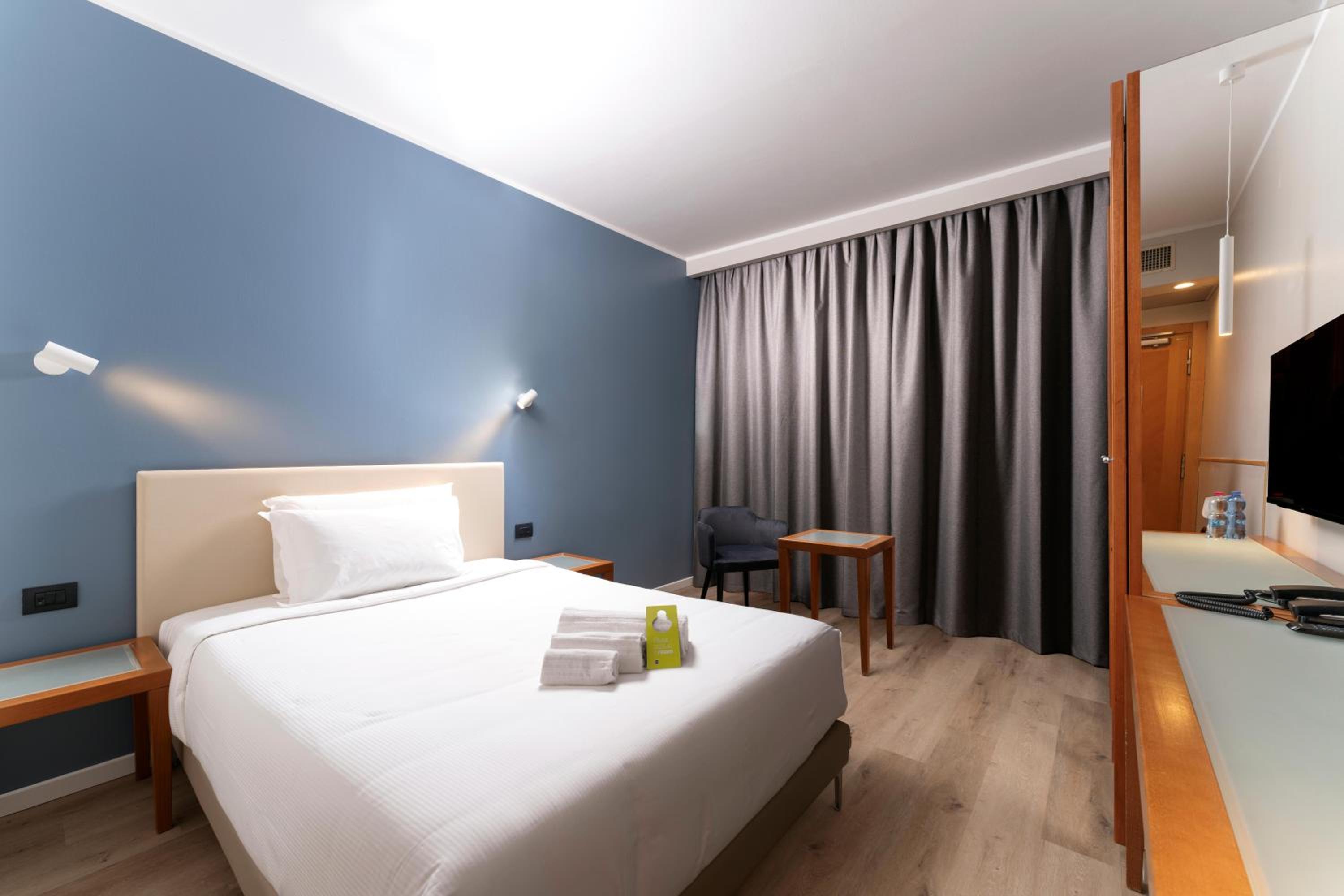Superior Queen Room - Photo 8