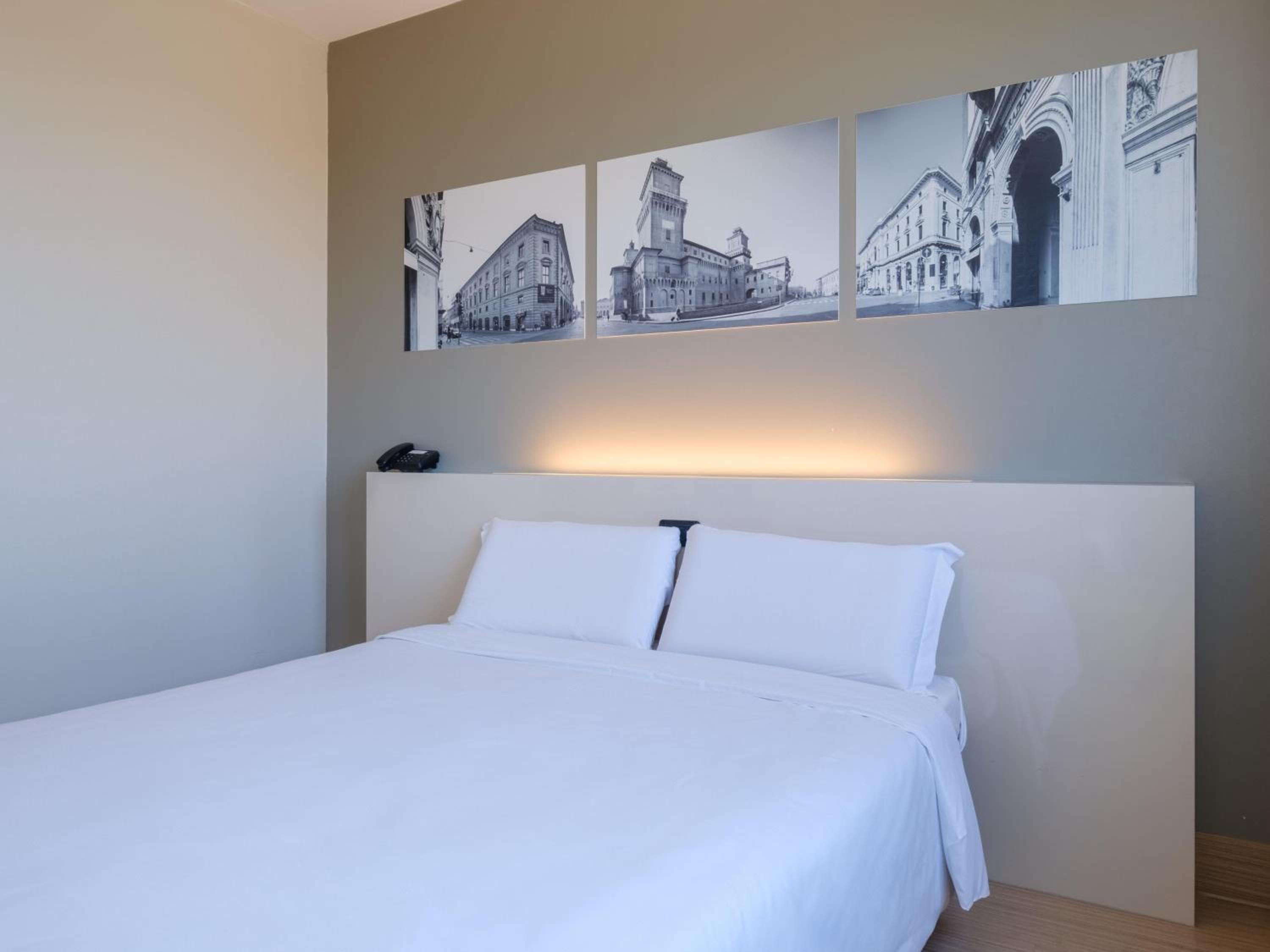 Double Room - Photo 2