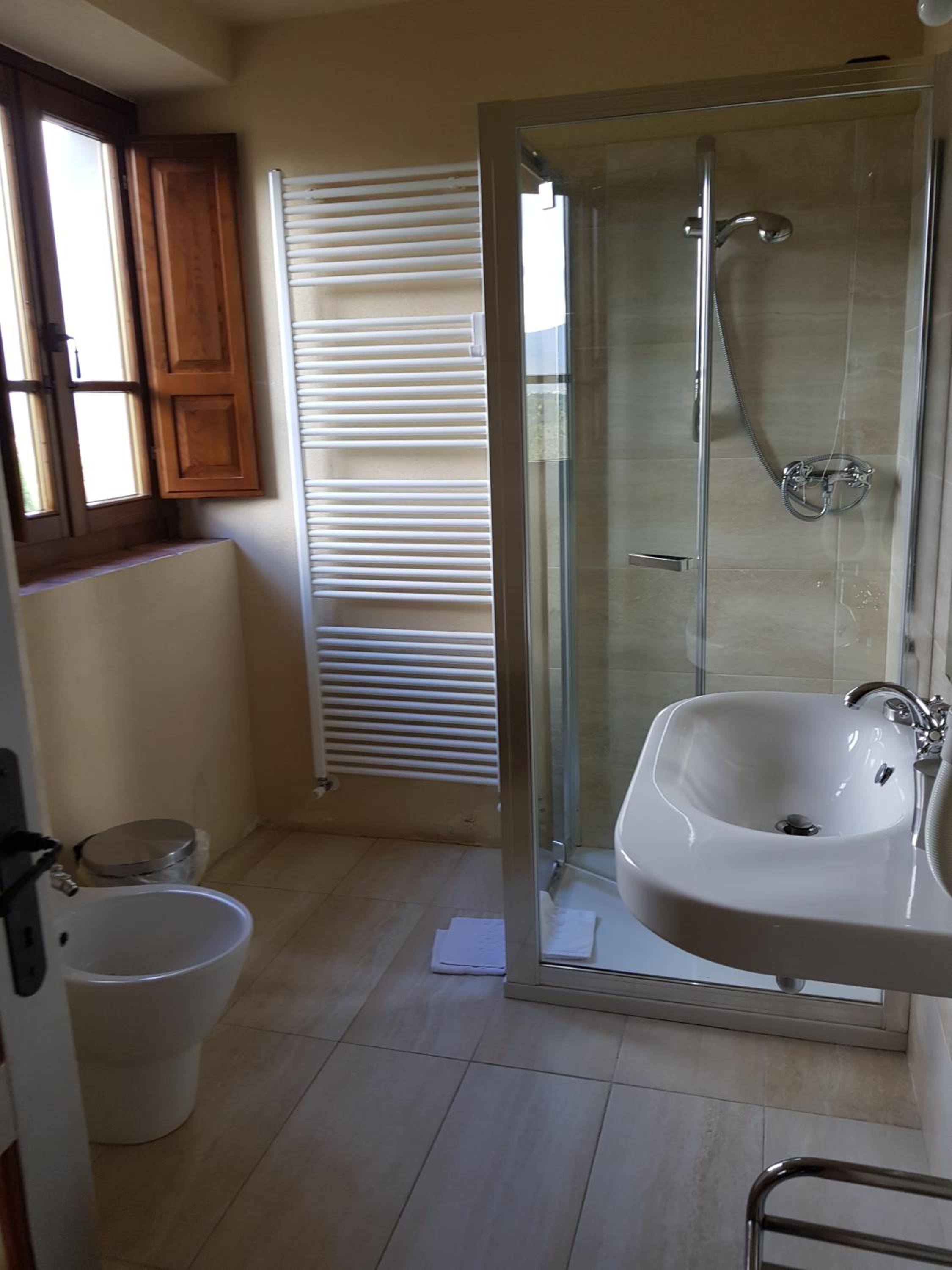 One-Bedroom Apartment with Park View photo 2