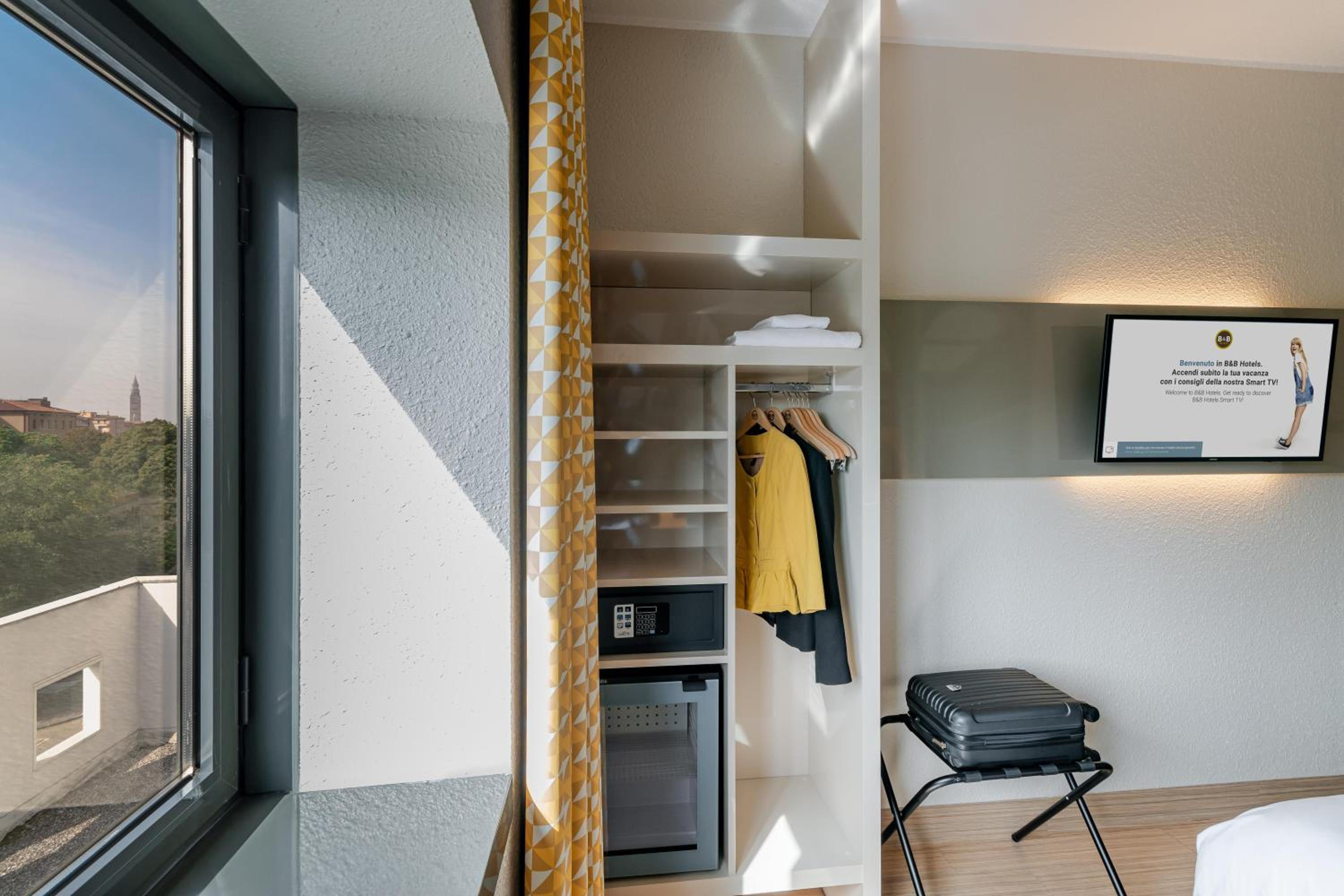 Standard Room with 1 Double Bed - Photo 3
