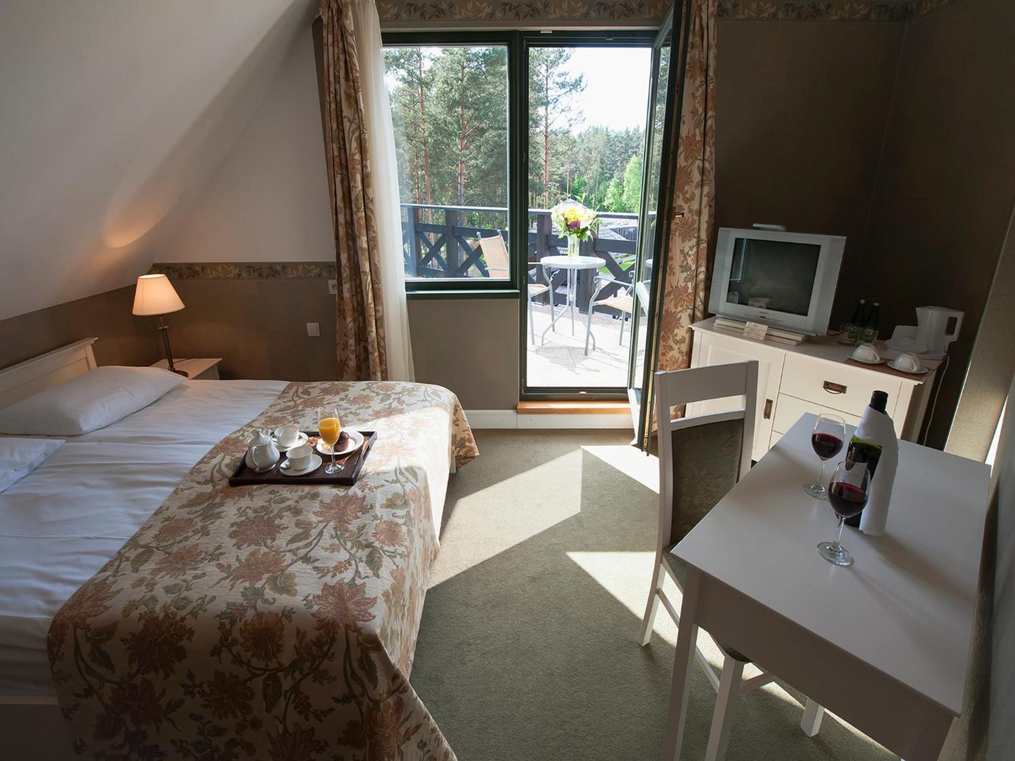 Deluxe Double Room - Photo 10