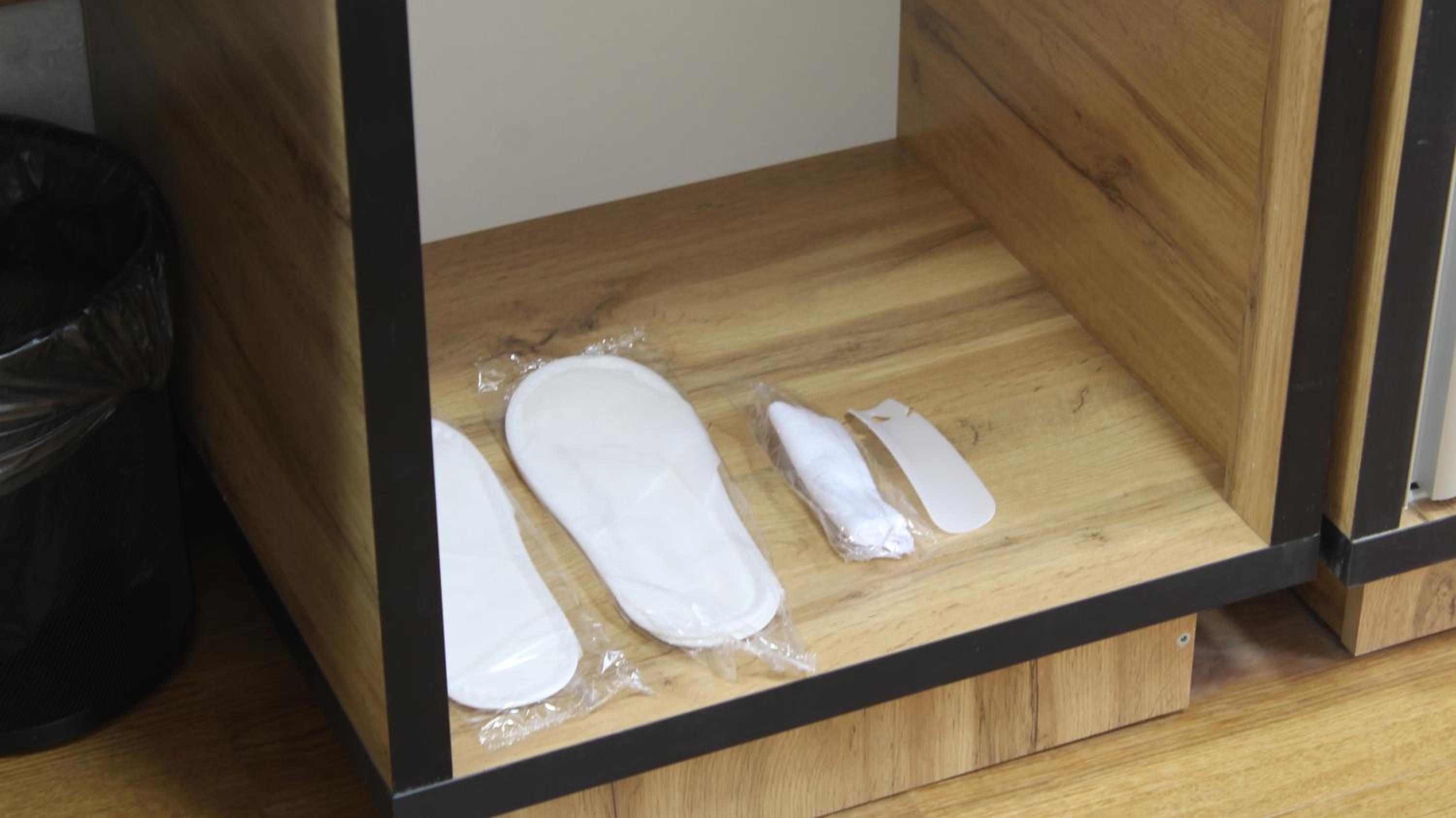 Twin Room - Photo 2