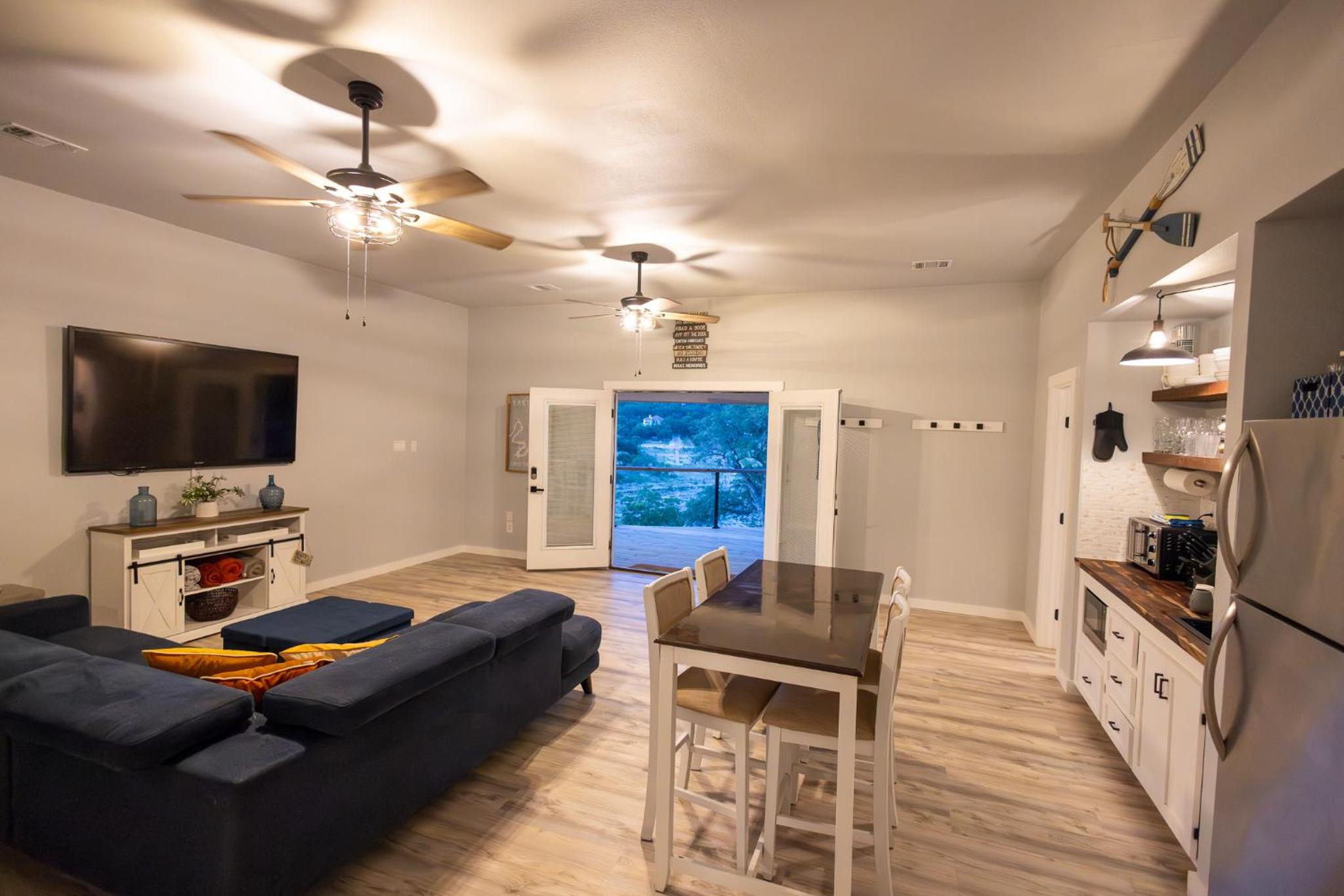 Two-Bedroom House - Photo 1