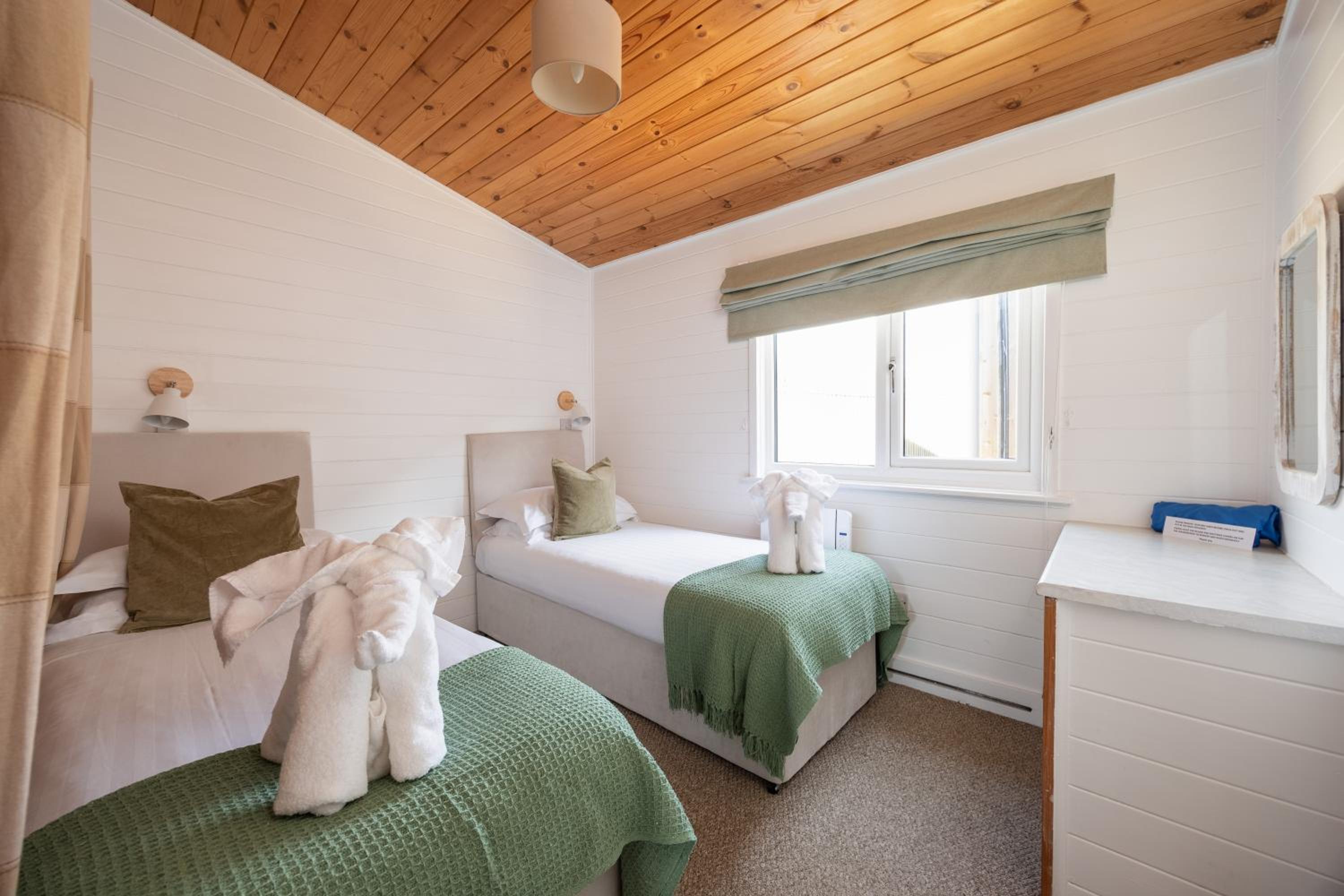 Three-Bedroom Chalet photo 2