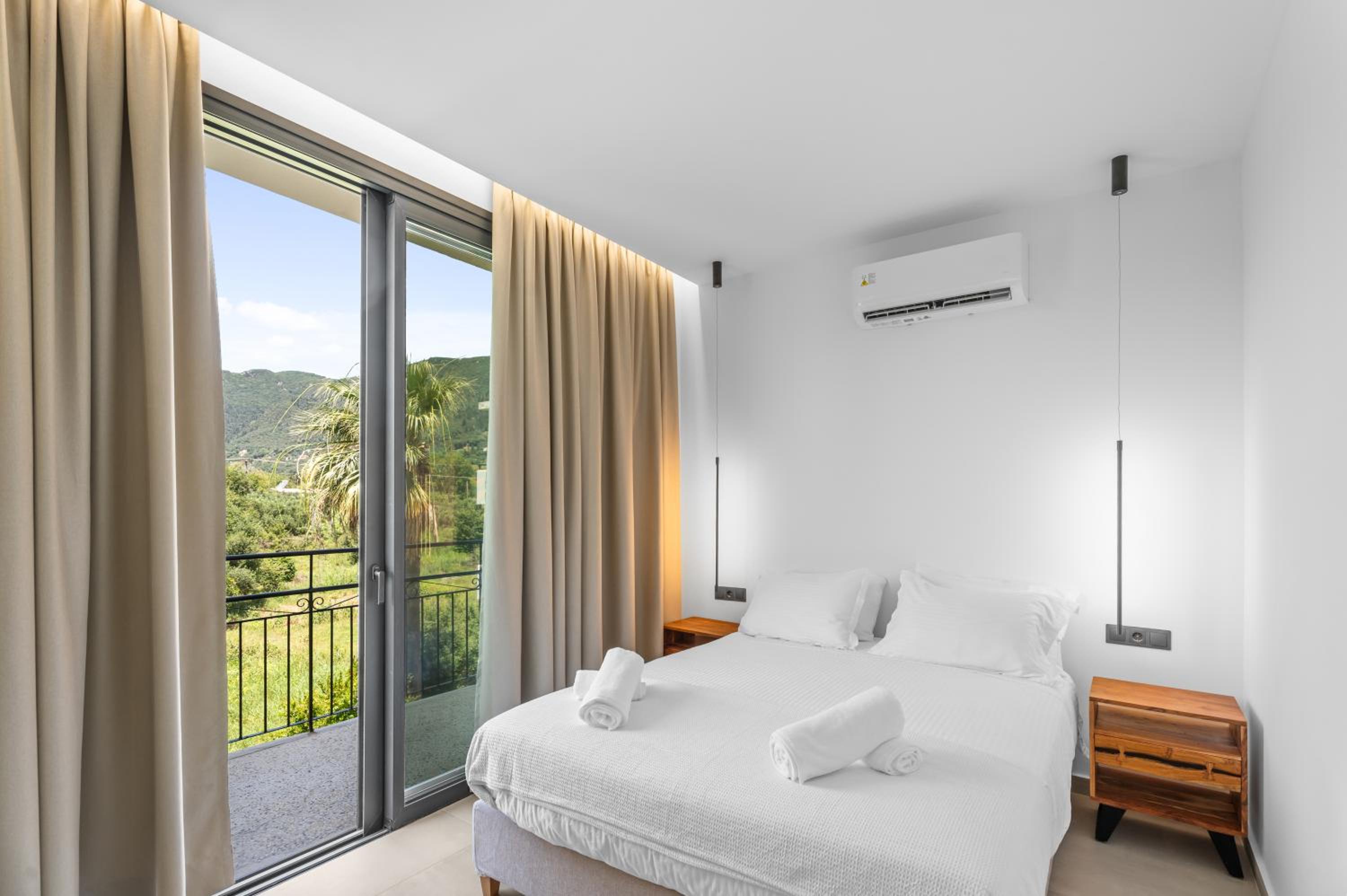Two-Bedroom Apartment with Balcony and Sea View