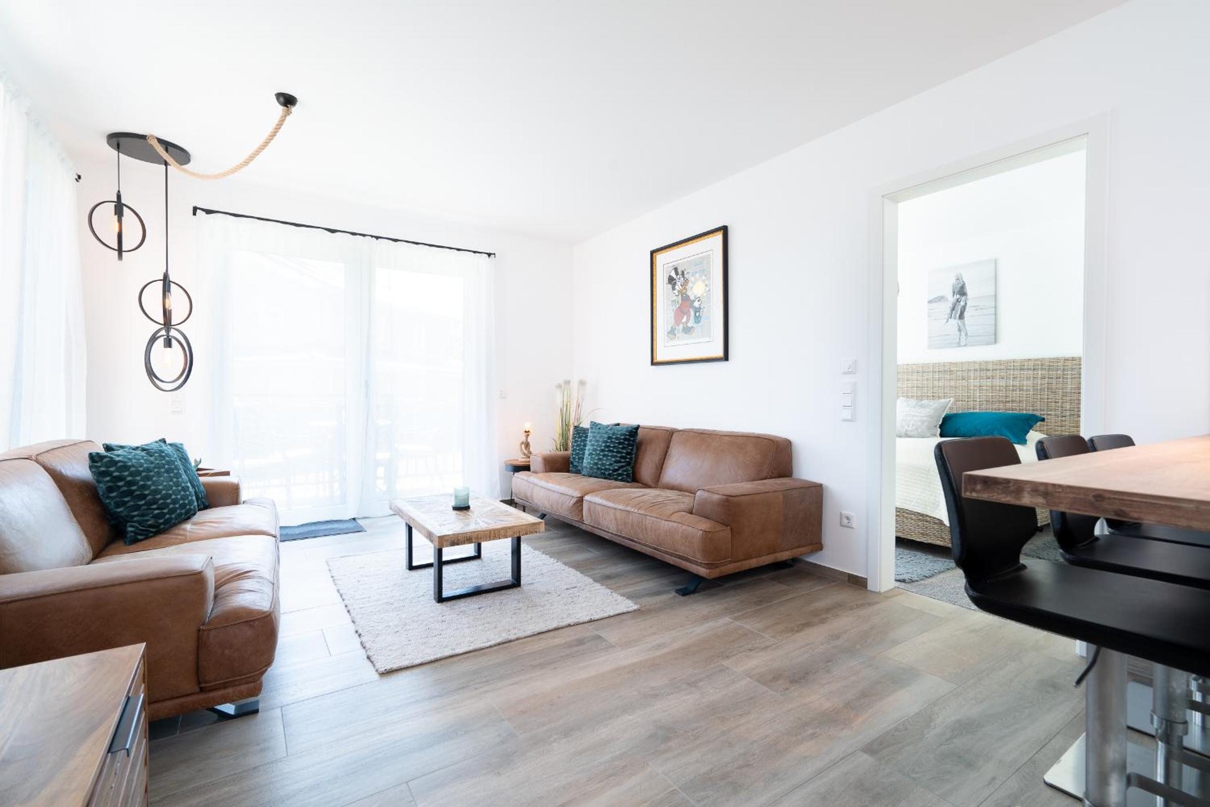 Apartment with Balcony photo 1
