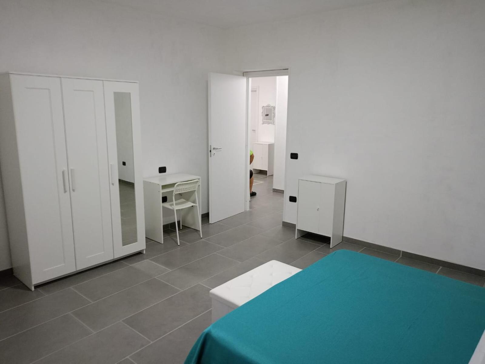 Large Double Room photo 2