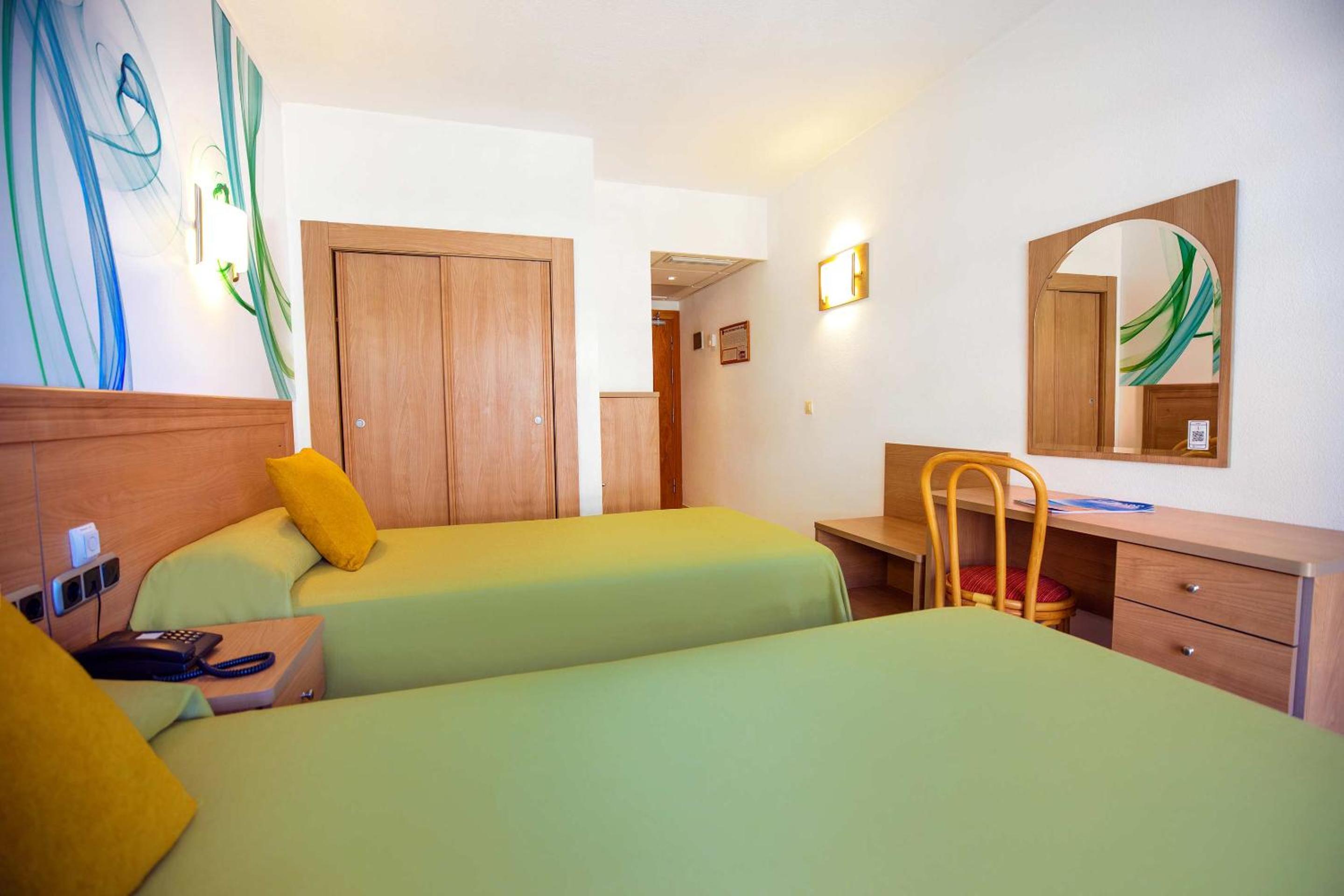 Habitación Doble o con Dos Camas