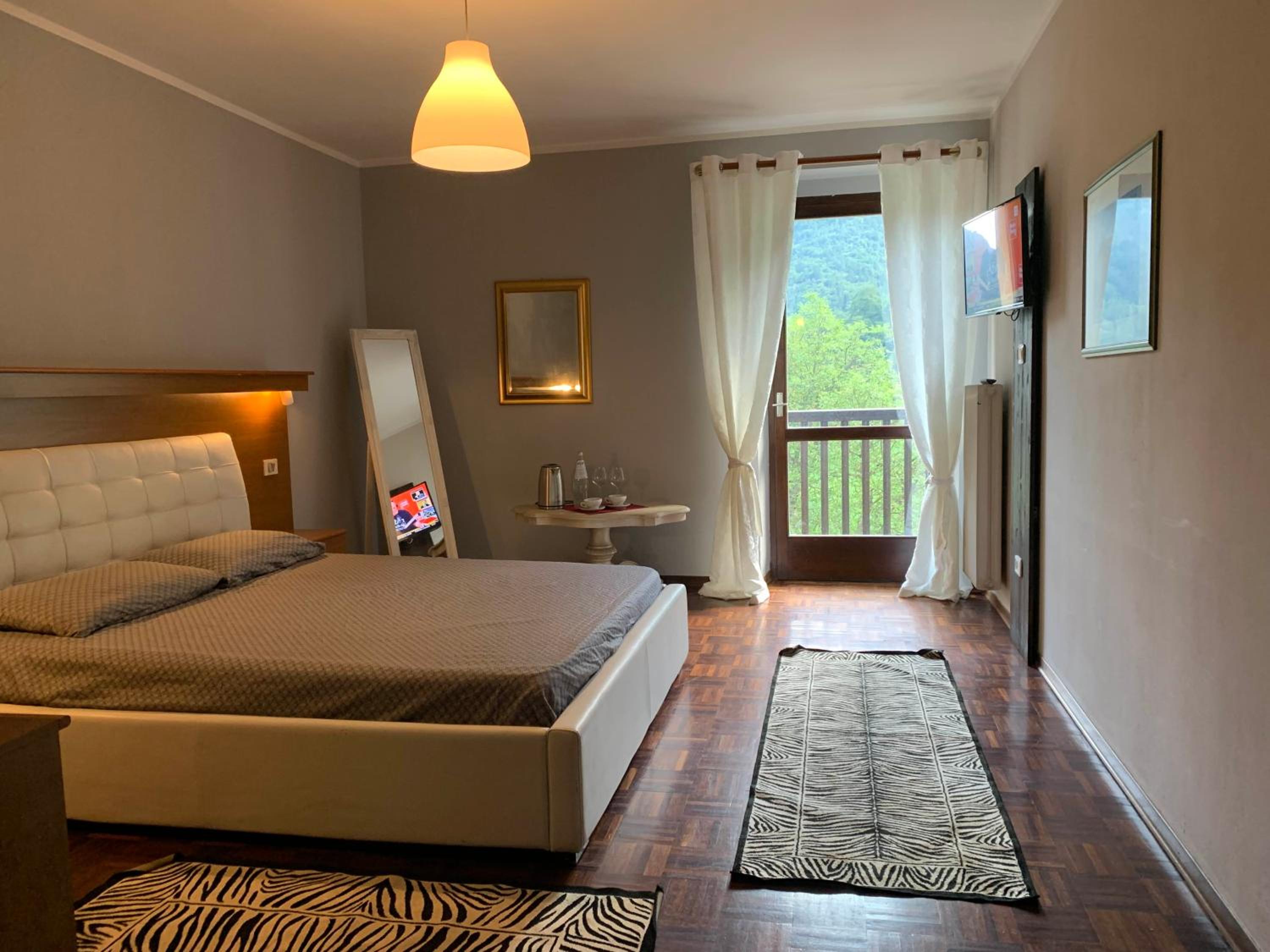 Double Room With Terrace