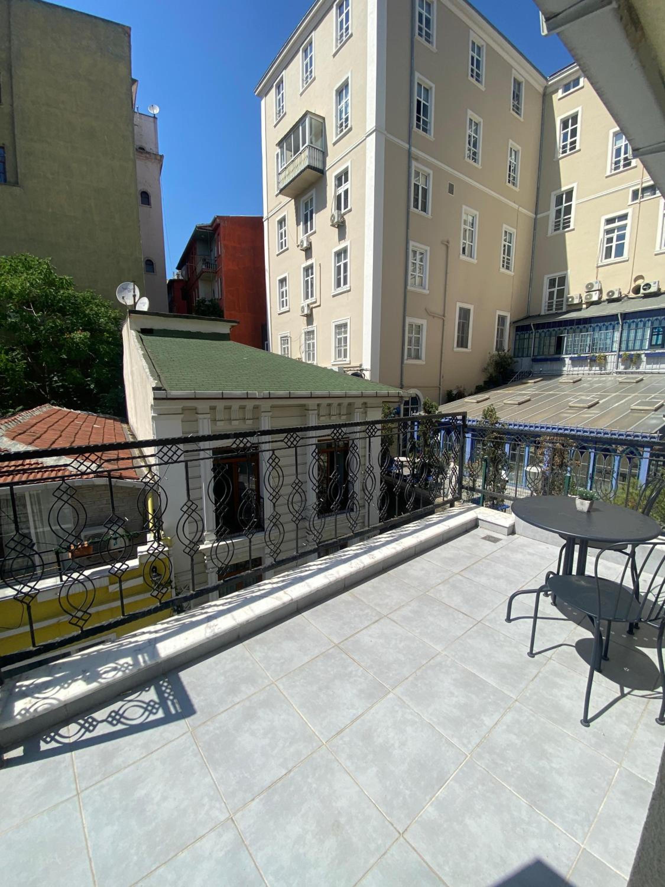 Double Room with Balcony photo 2