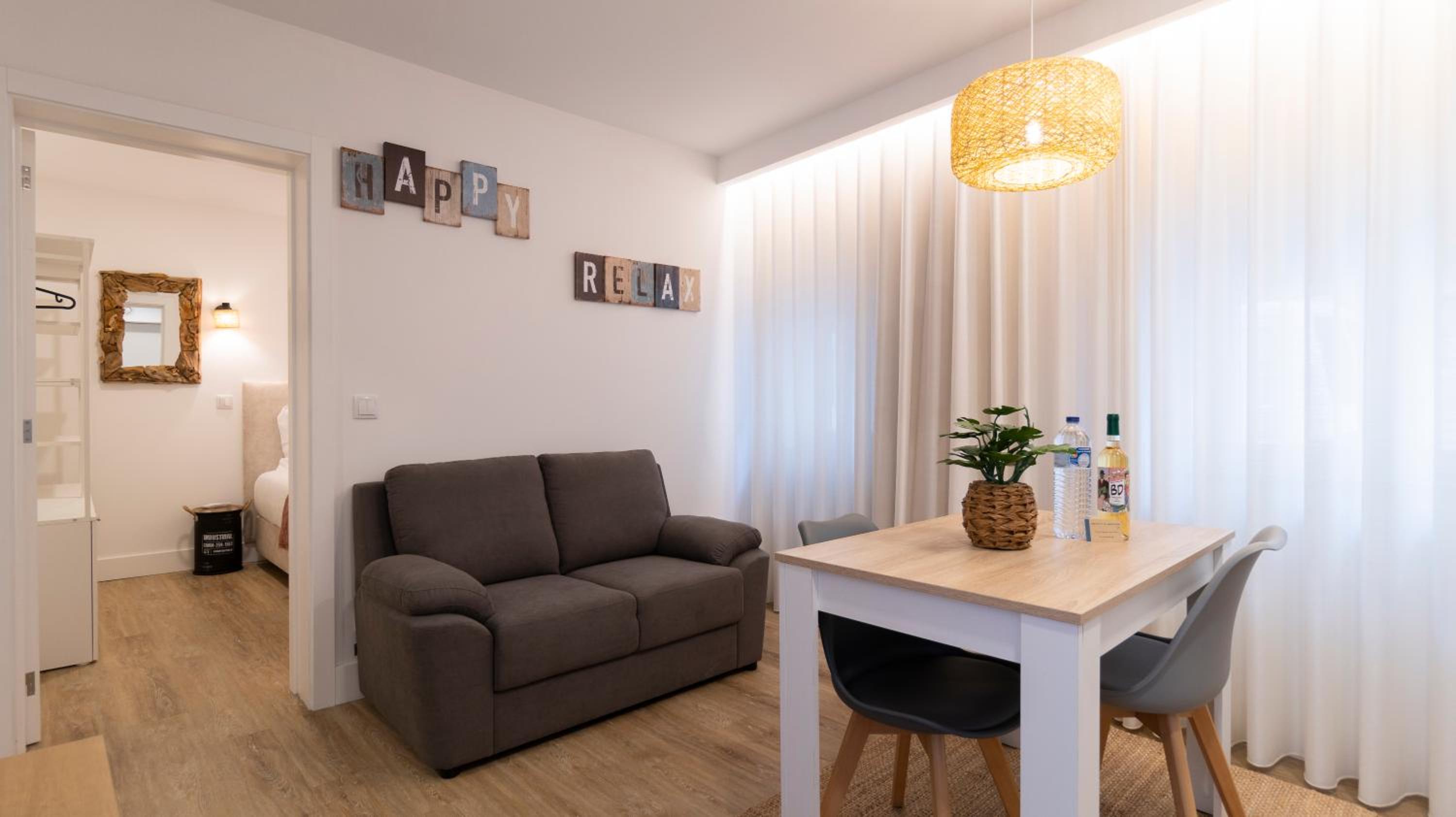 One-Bedroom Apartment