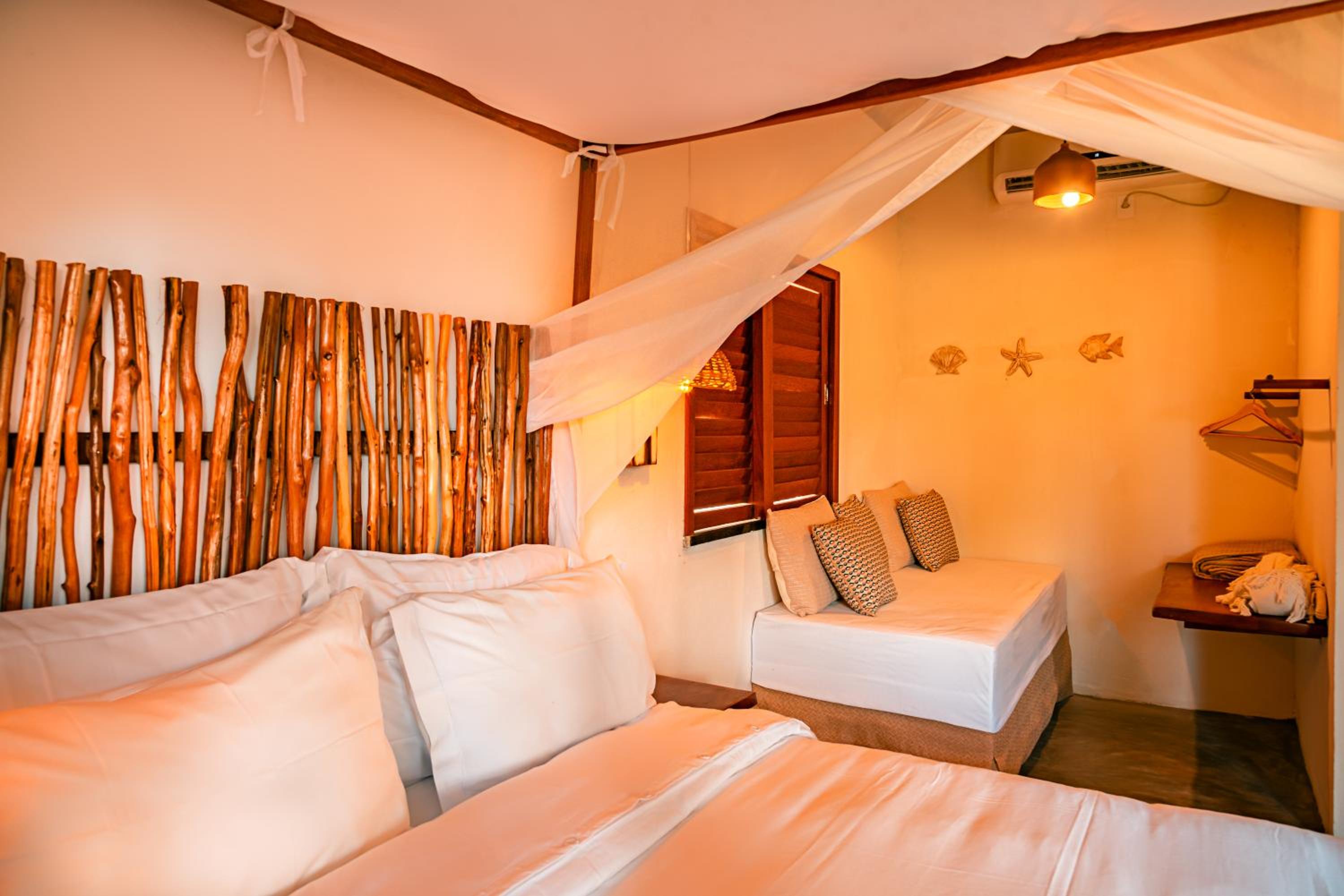 One-Bedroom Bungalow - Photo 8