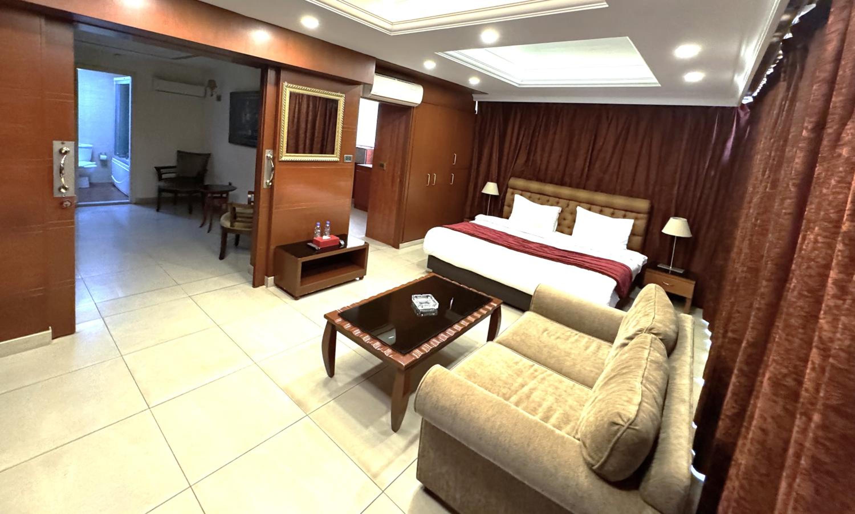 One-Bedroom Suite
