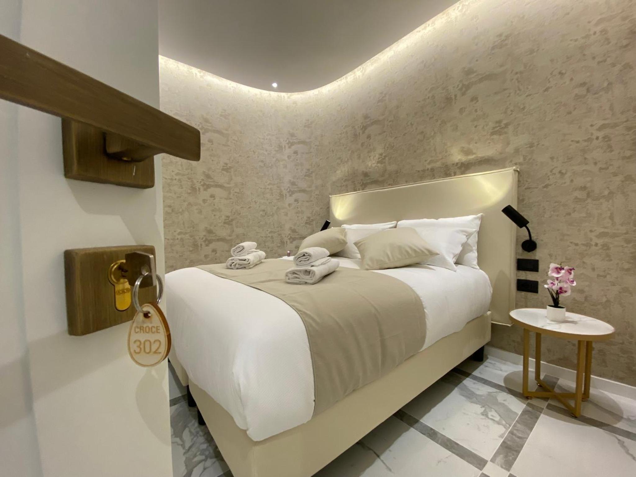 Standard Double or Twin Room photo 1