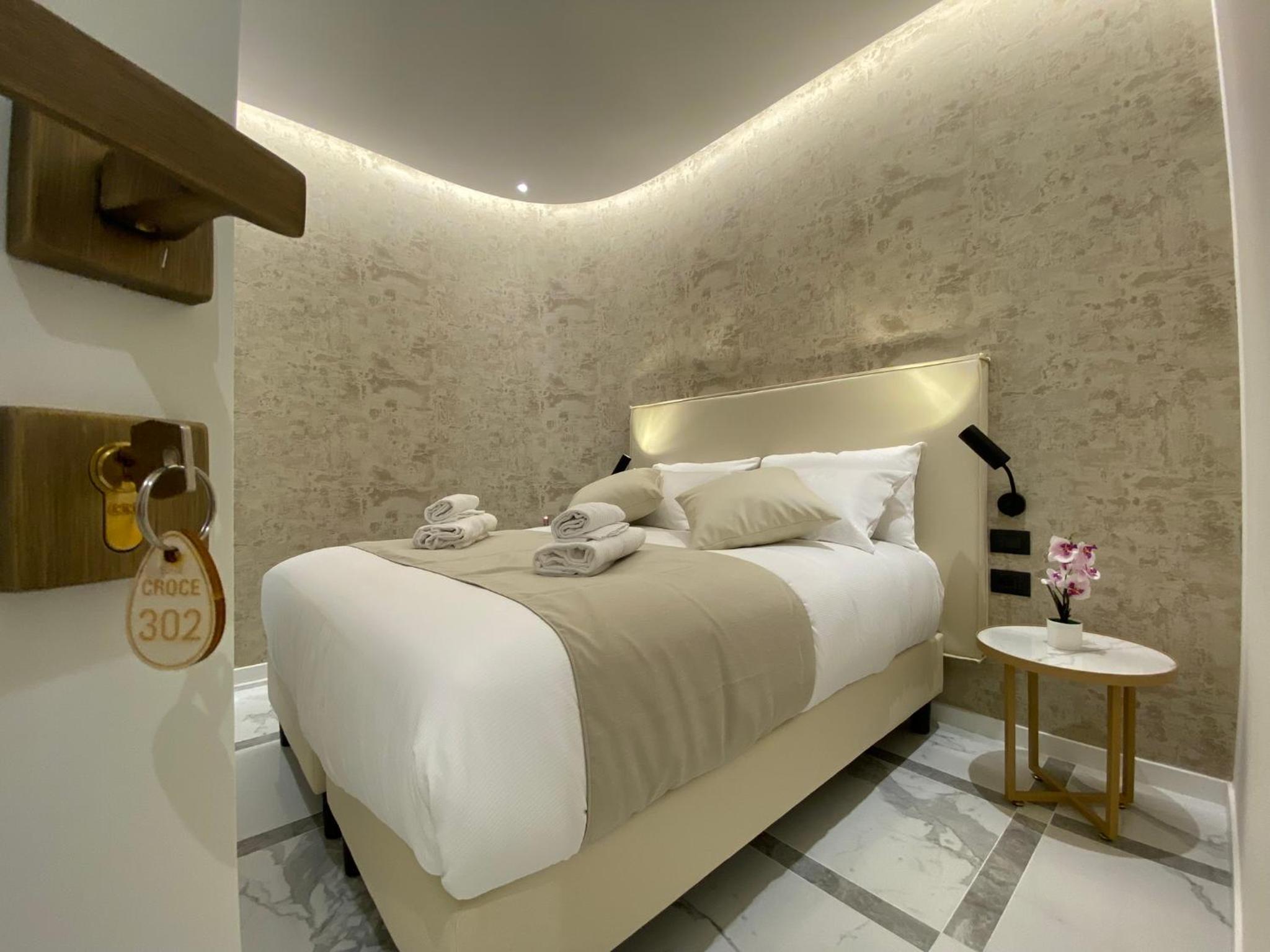 Standard Double or Twin Room photo 3