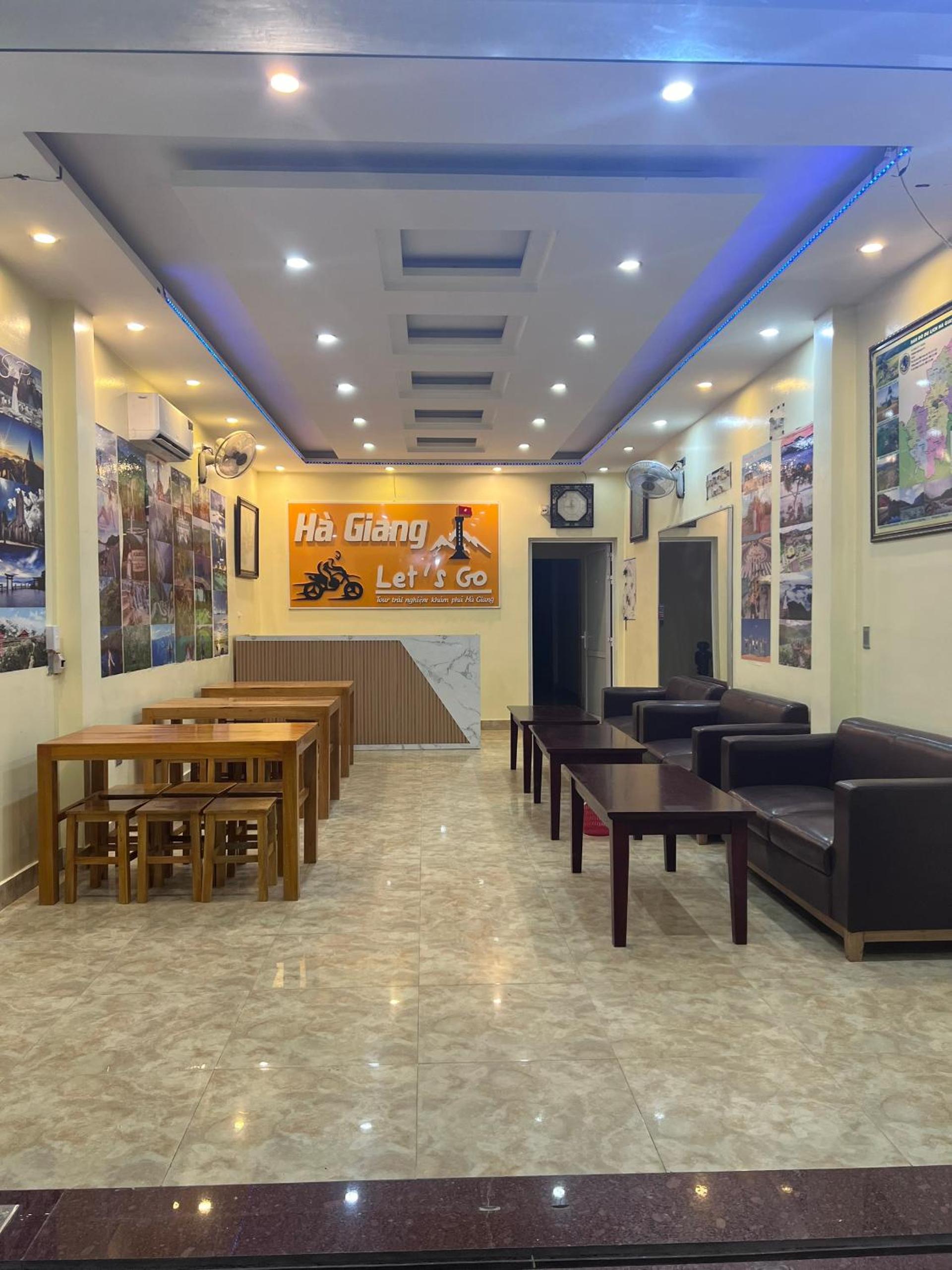8-Bed Mixed Dormitory Room photo 3