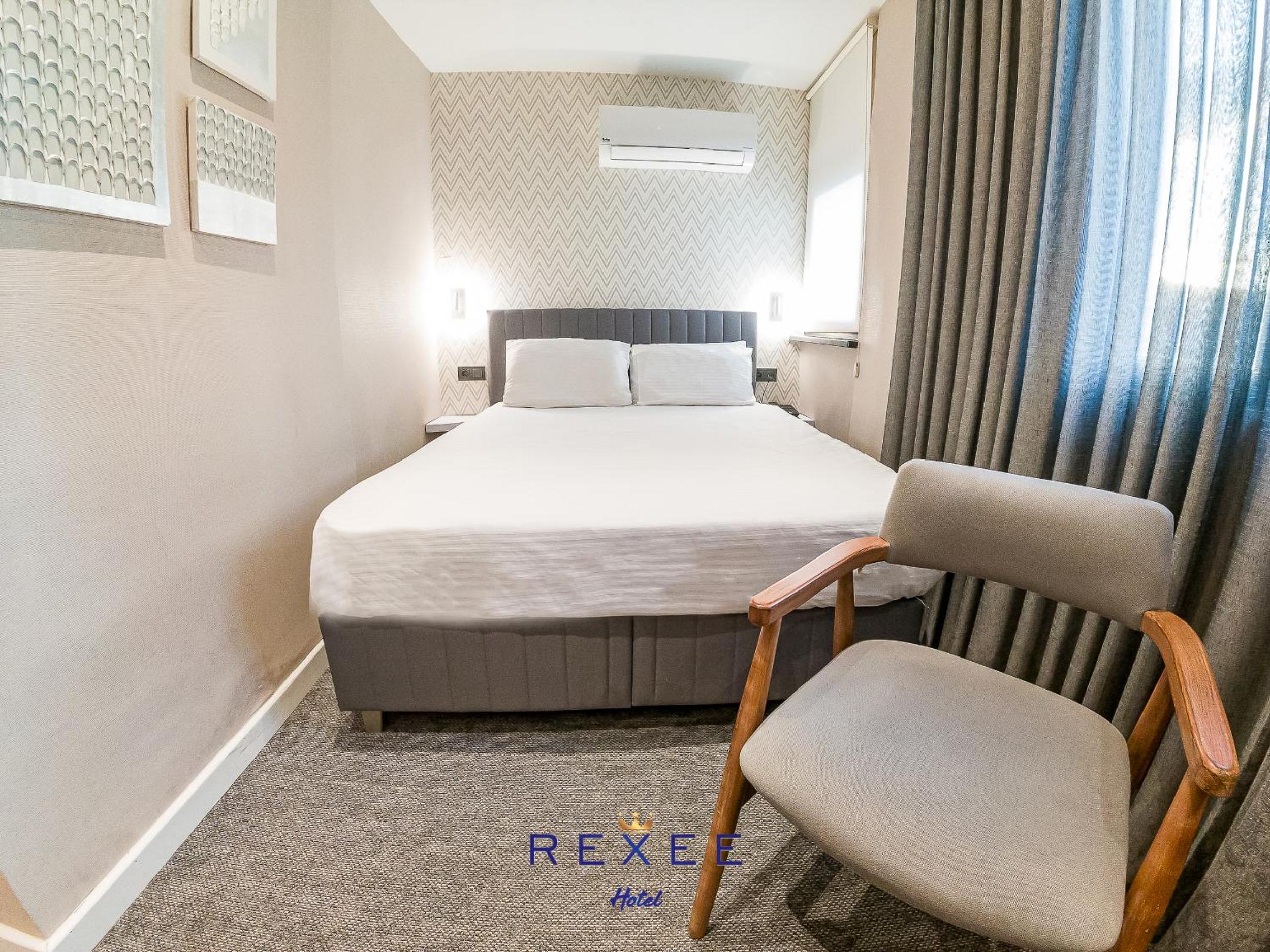 Superior Triple Room photo 3