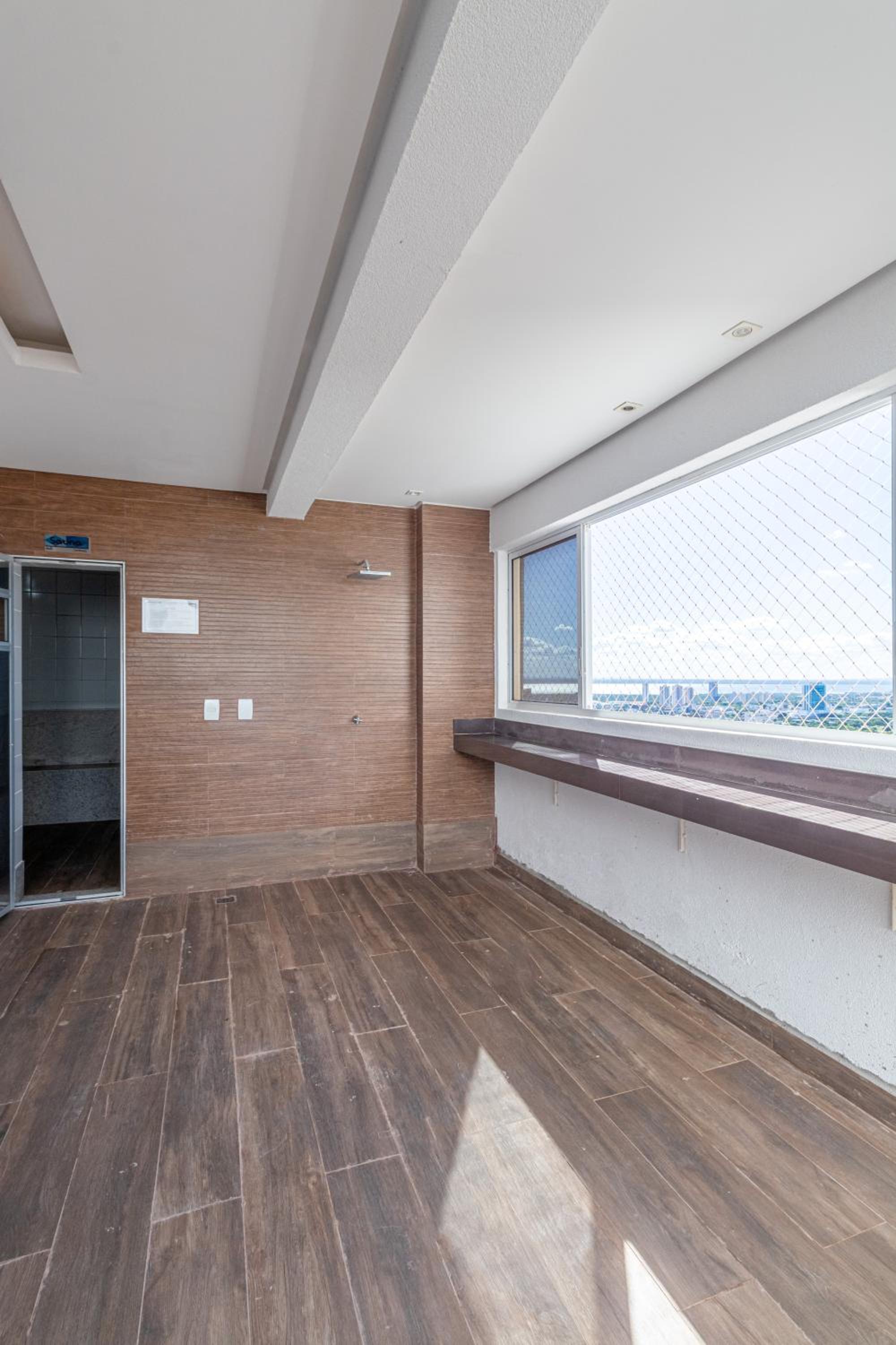 Studio Apartment - Photo 34