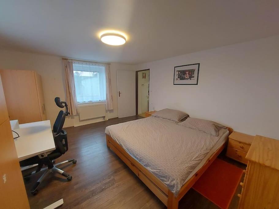 Three-Bedroom House photo 2