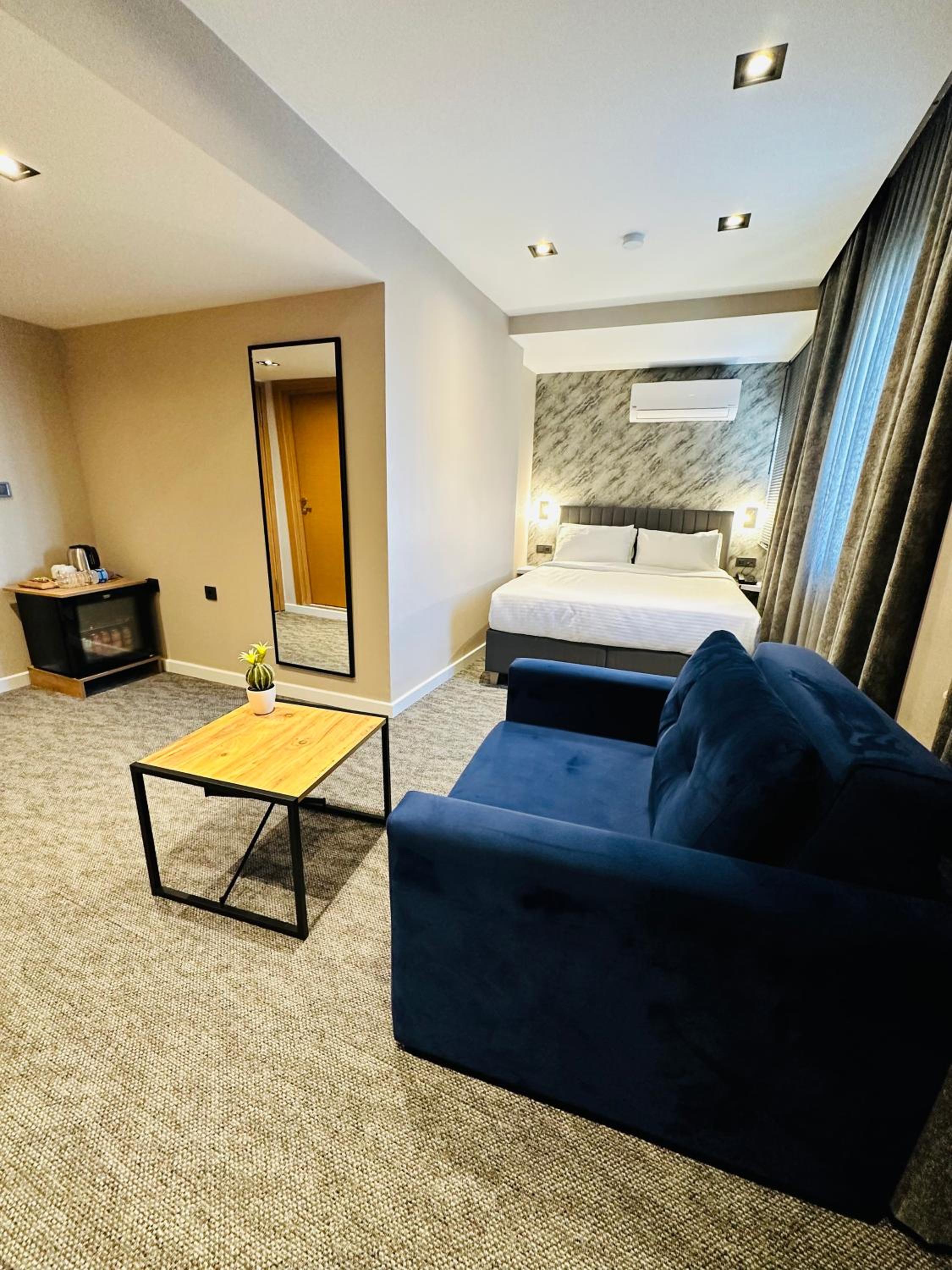 Classic Triple Room photo 1