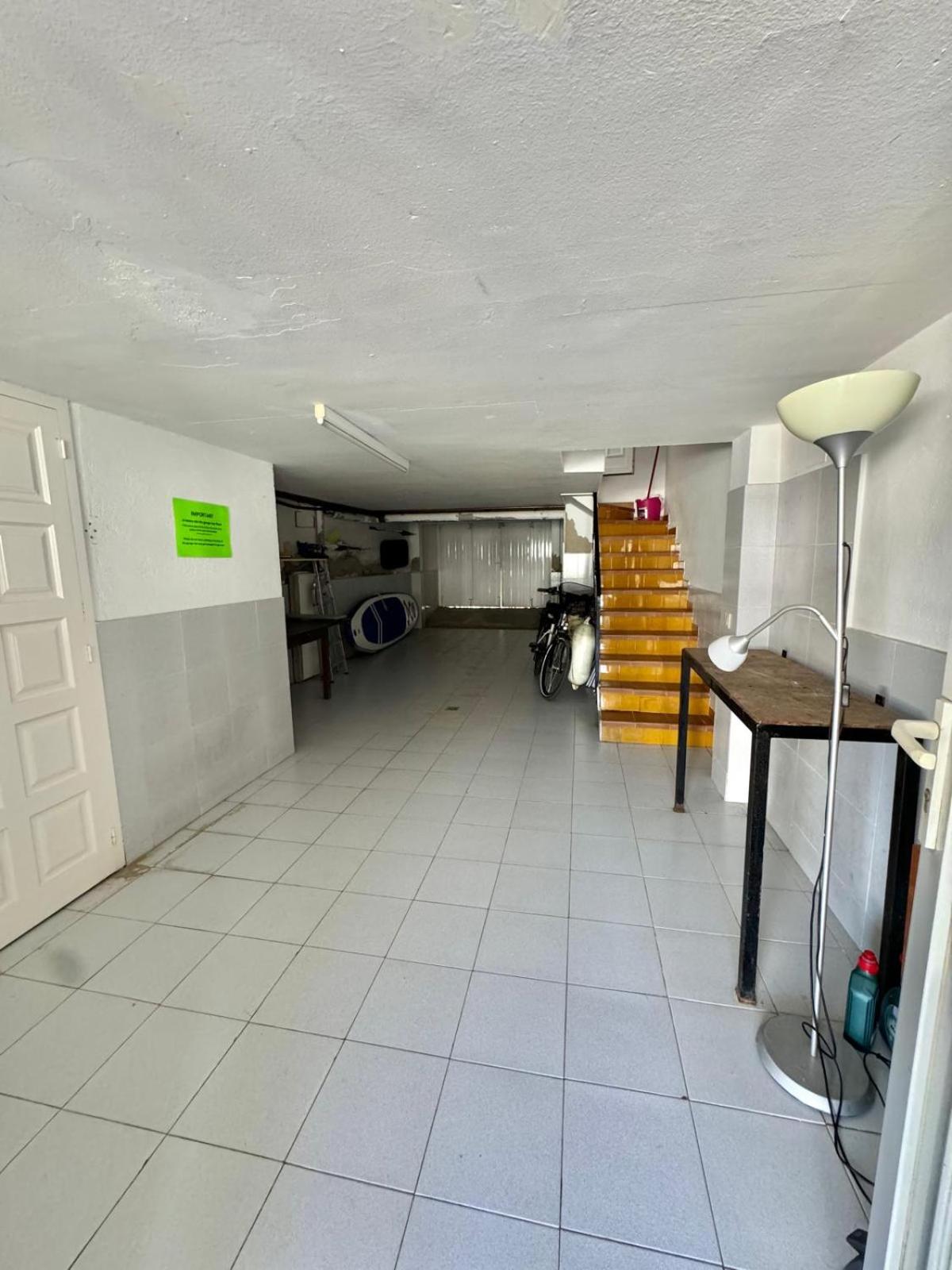 Three-Bedroom House photo 3