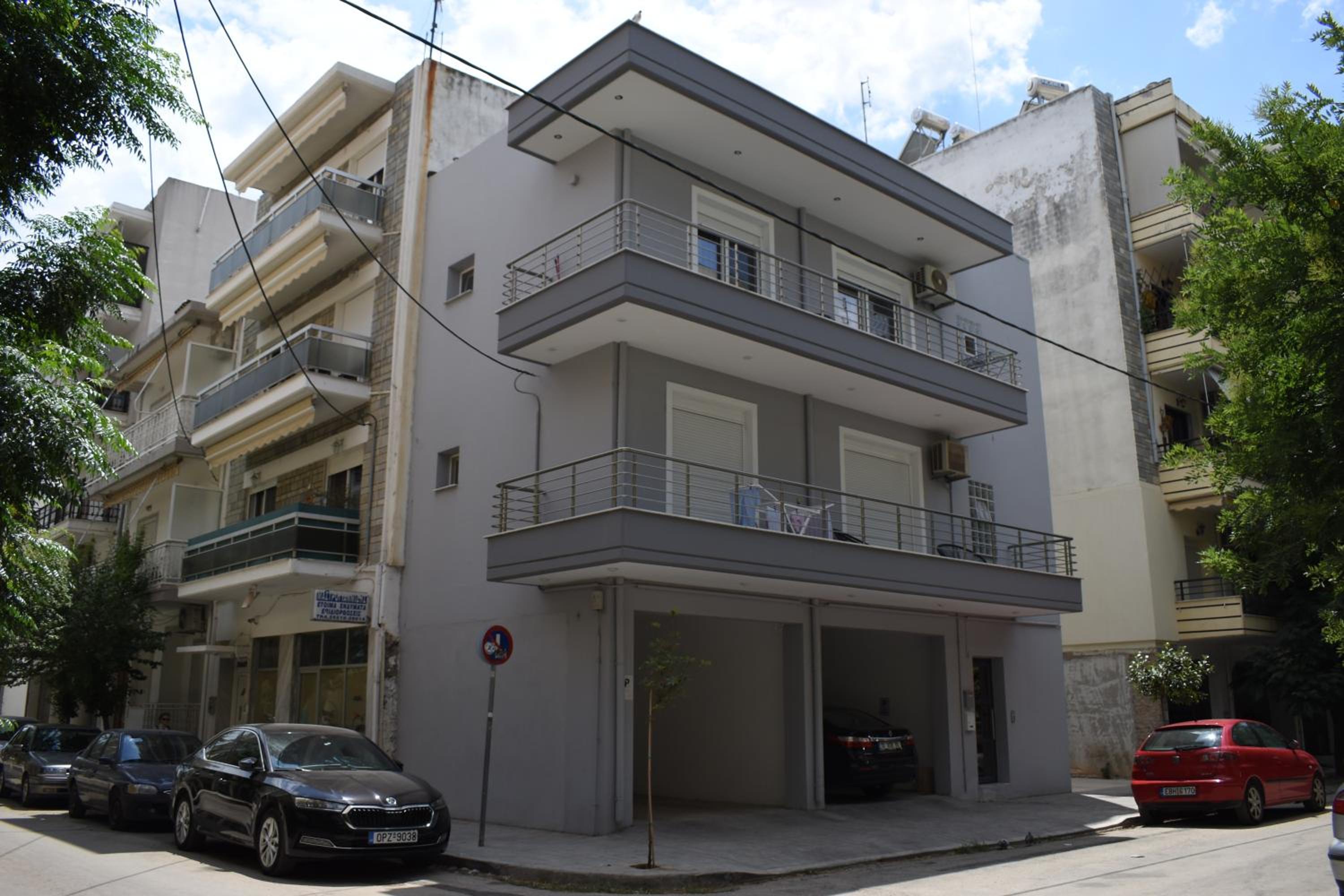One-Bedroom Apartment - Photo 9