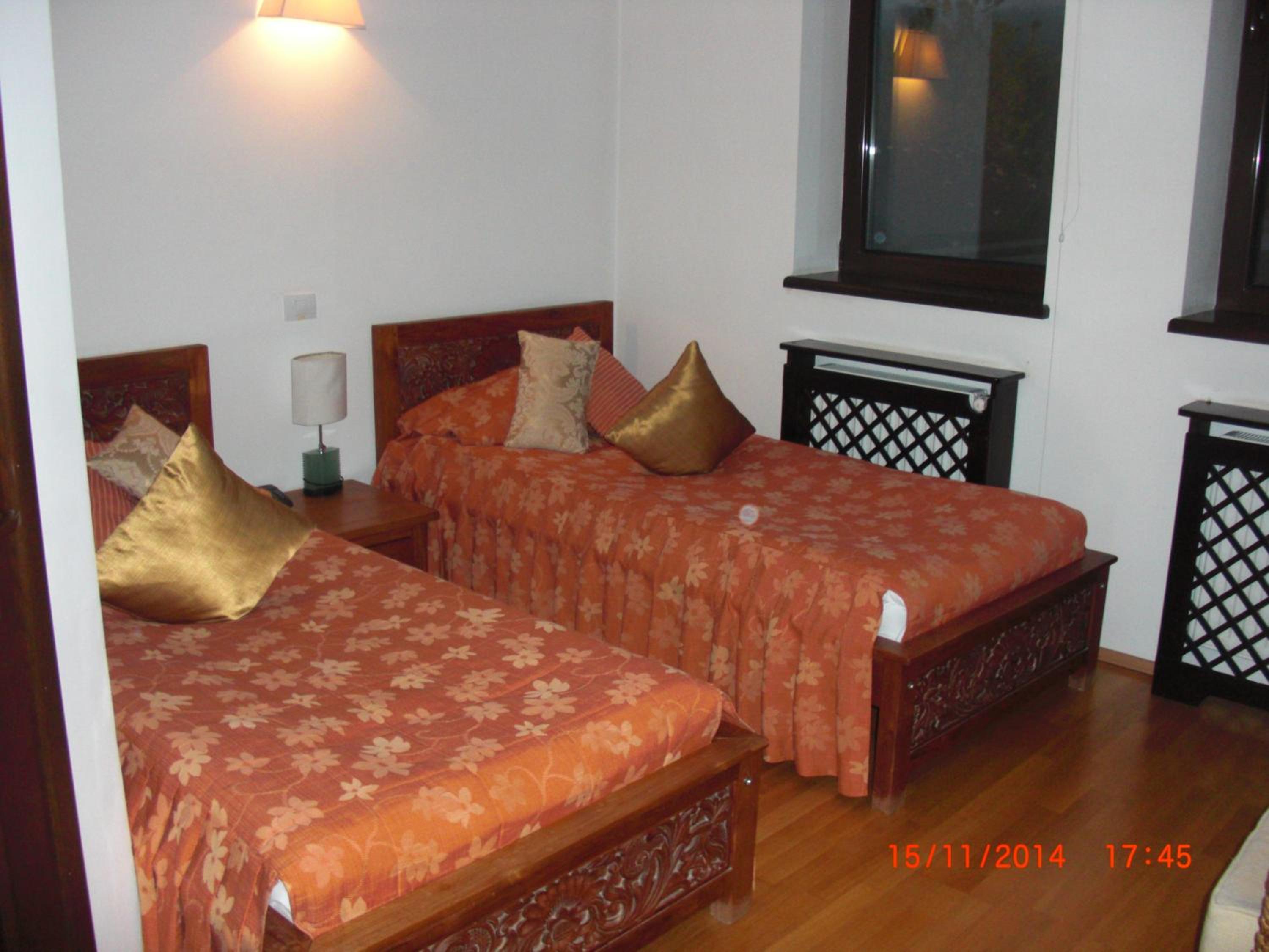 Standard Twin Room photo 2