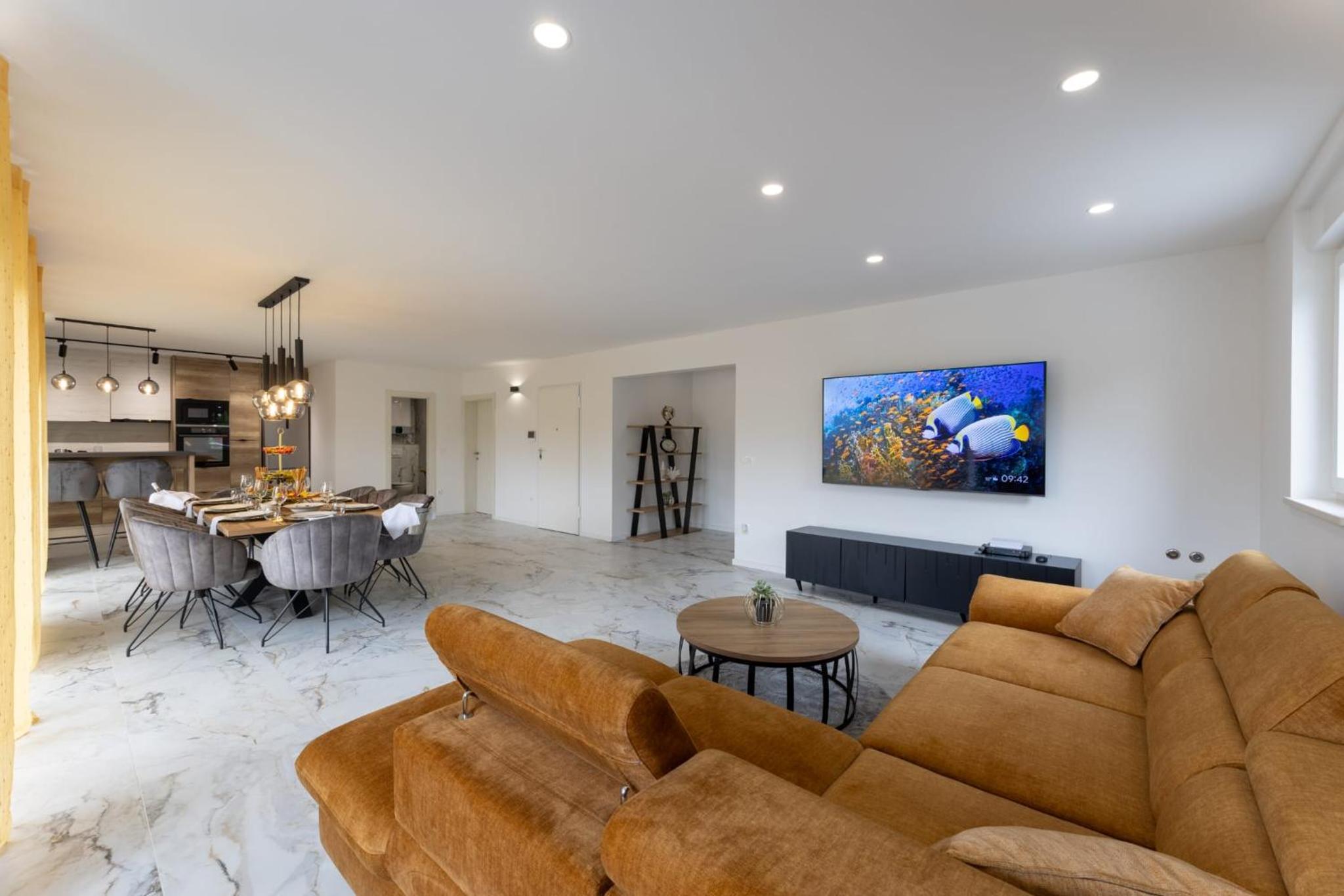Three-Bedroom Apartment with Balcony