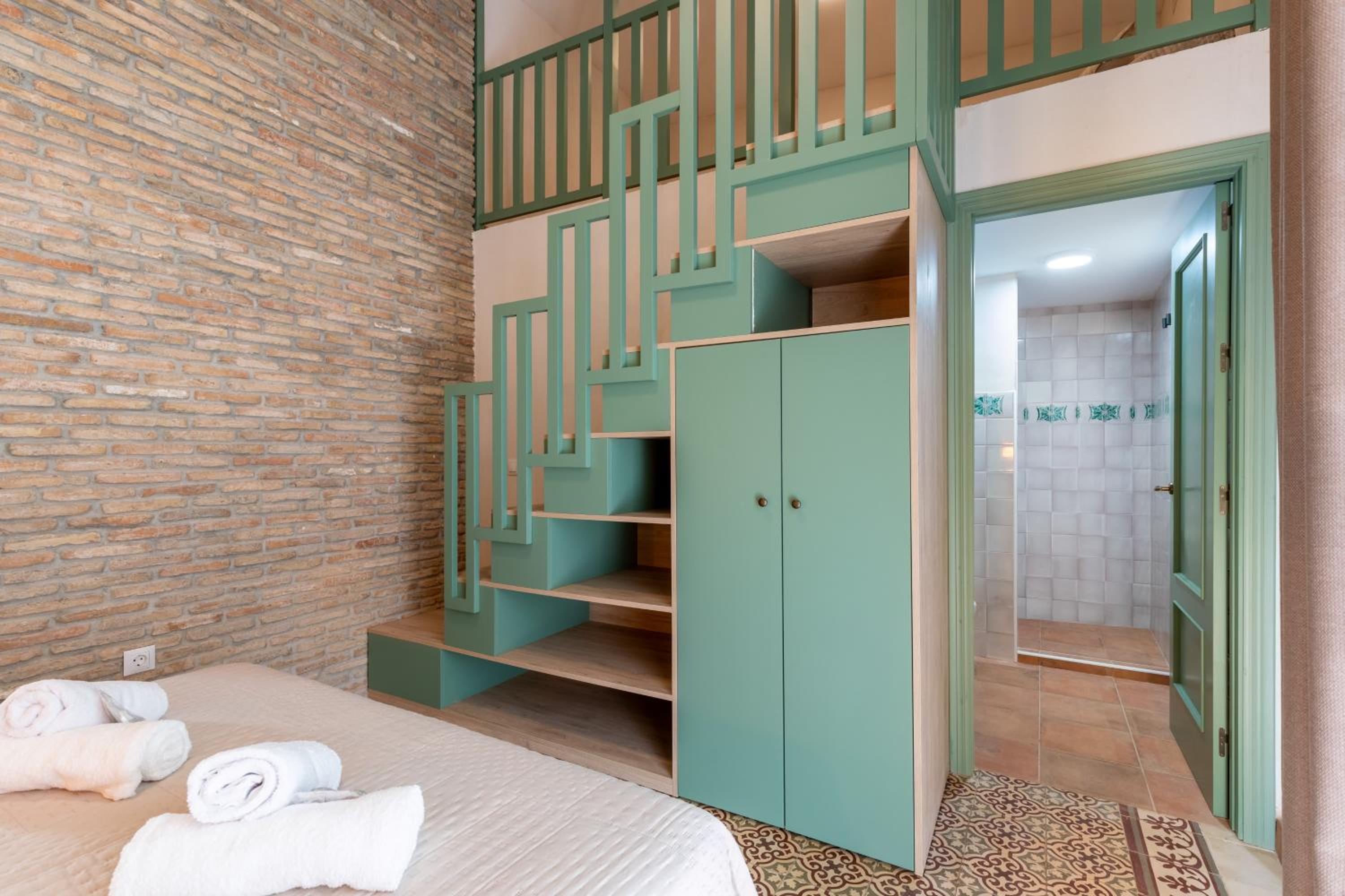 Apartamento de Dos Habitaciones con Terraza