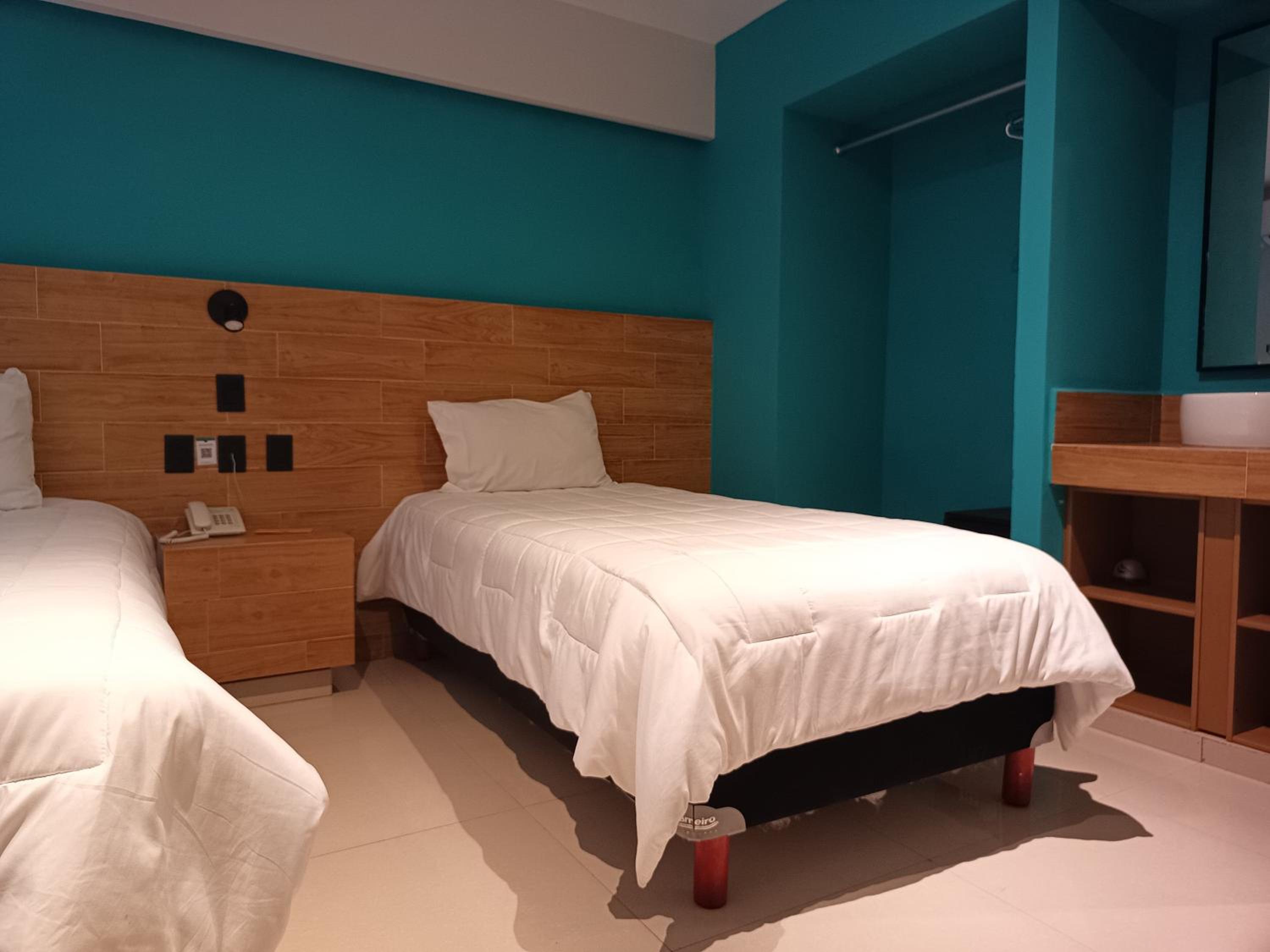 Double Room - Photo 21