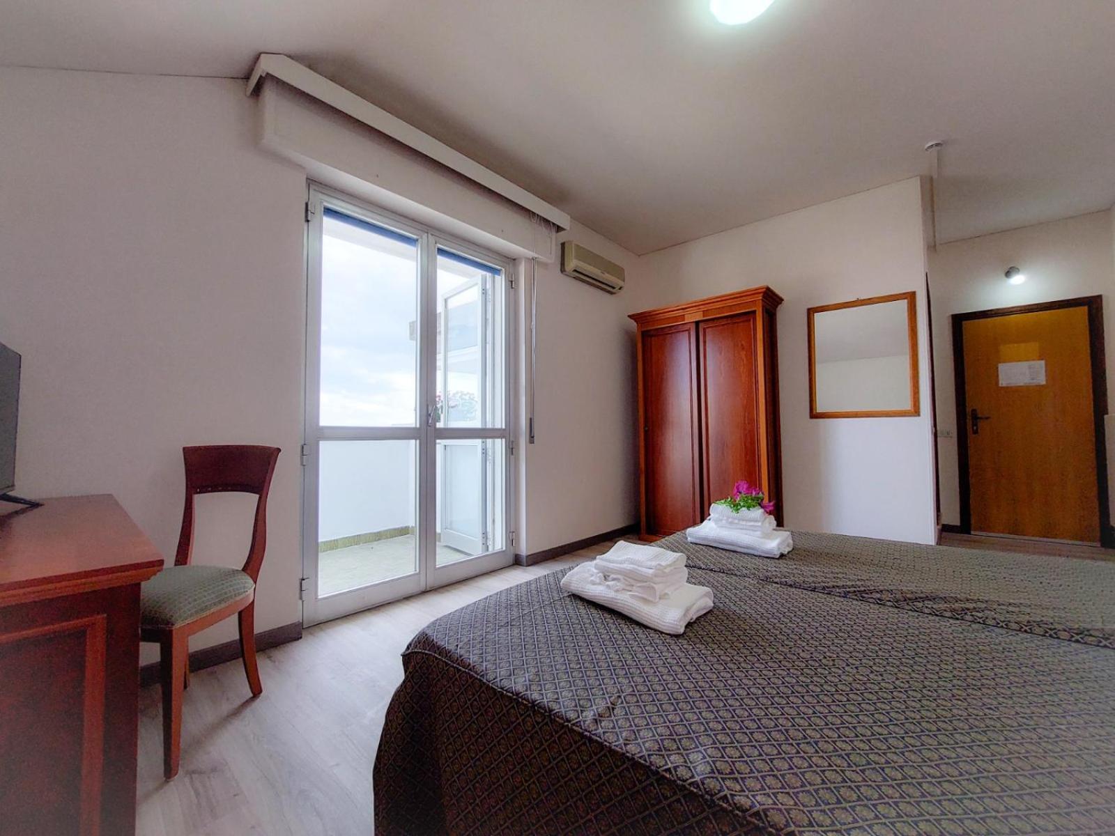 Double or Twin Room photo 1