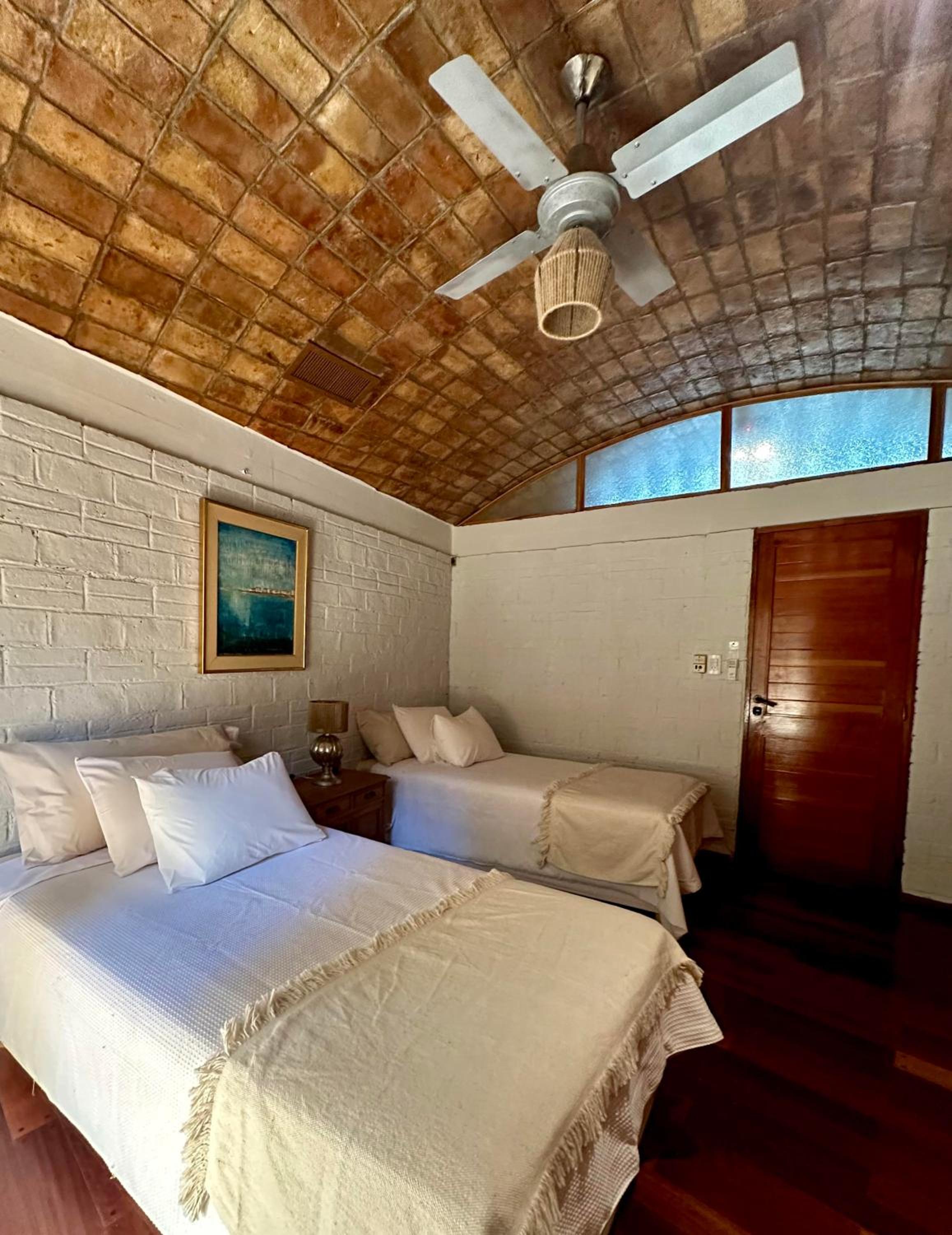 Four-Bedroom House photo 2