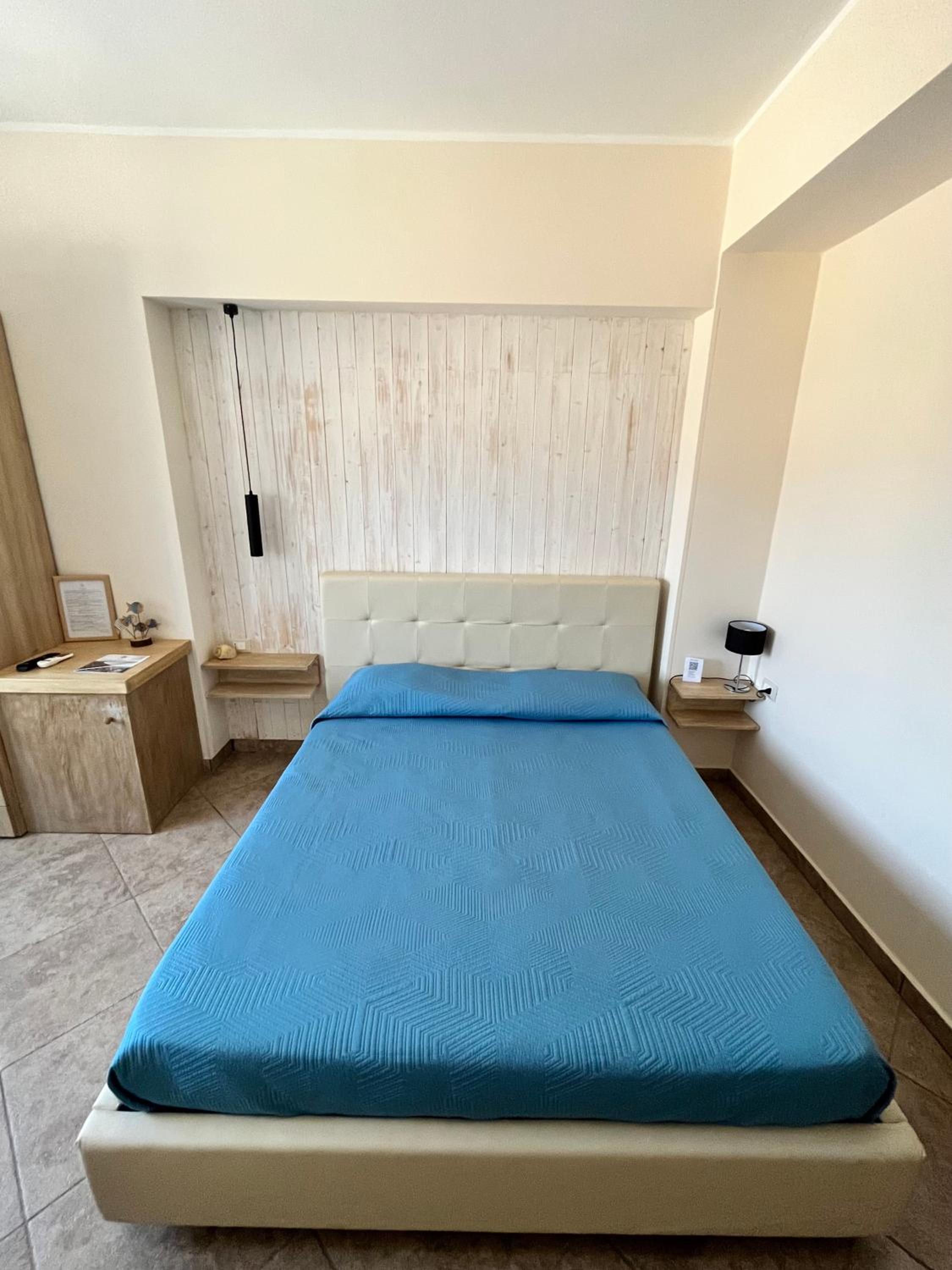 Triple Room with Private Bathroom photo 2