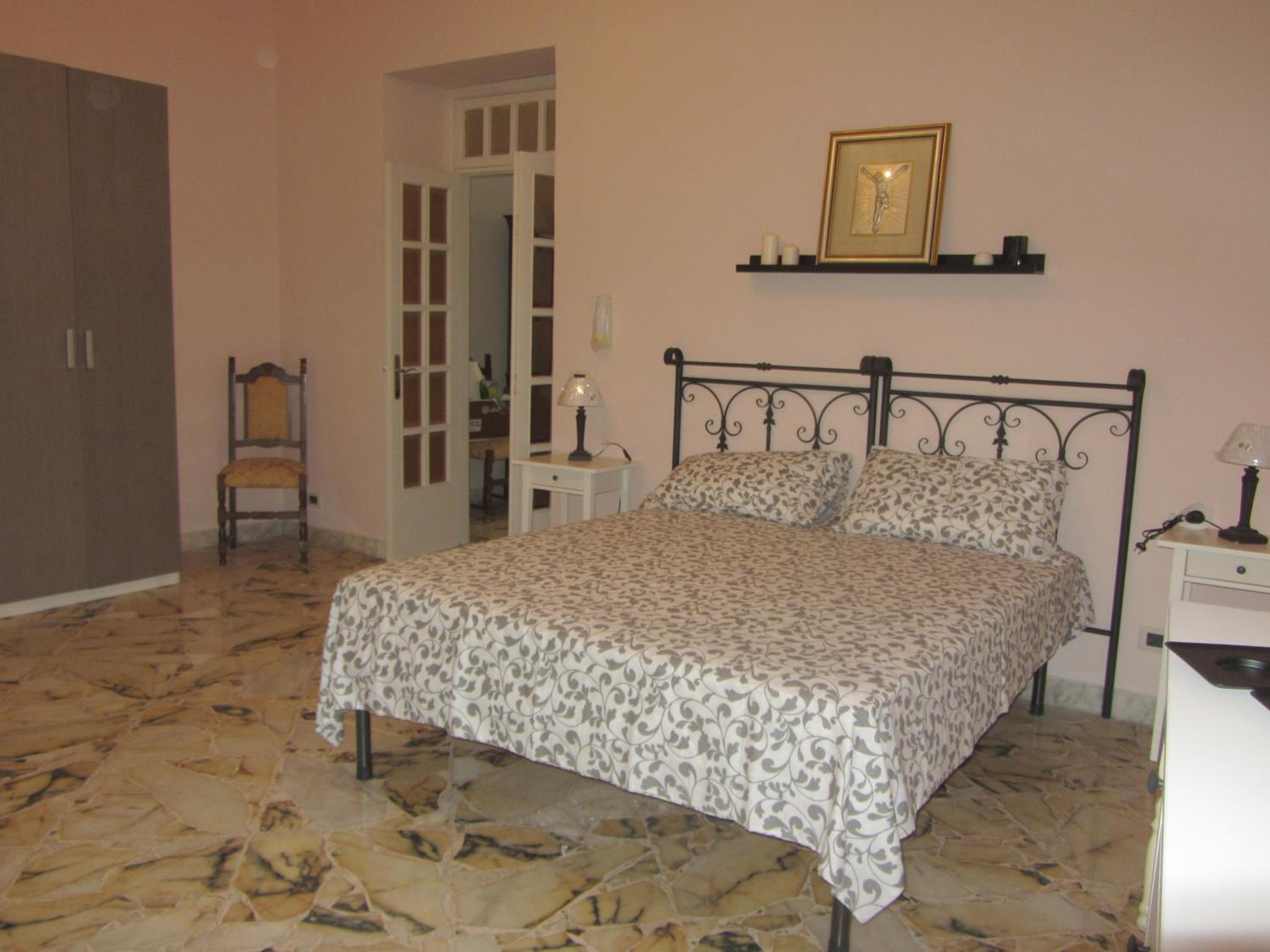Three-Bedroom Apartment photo 1