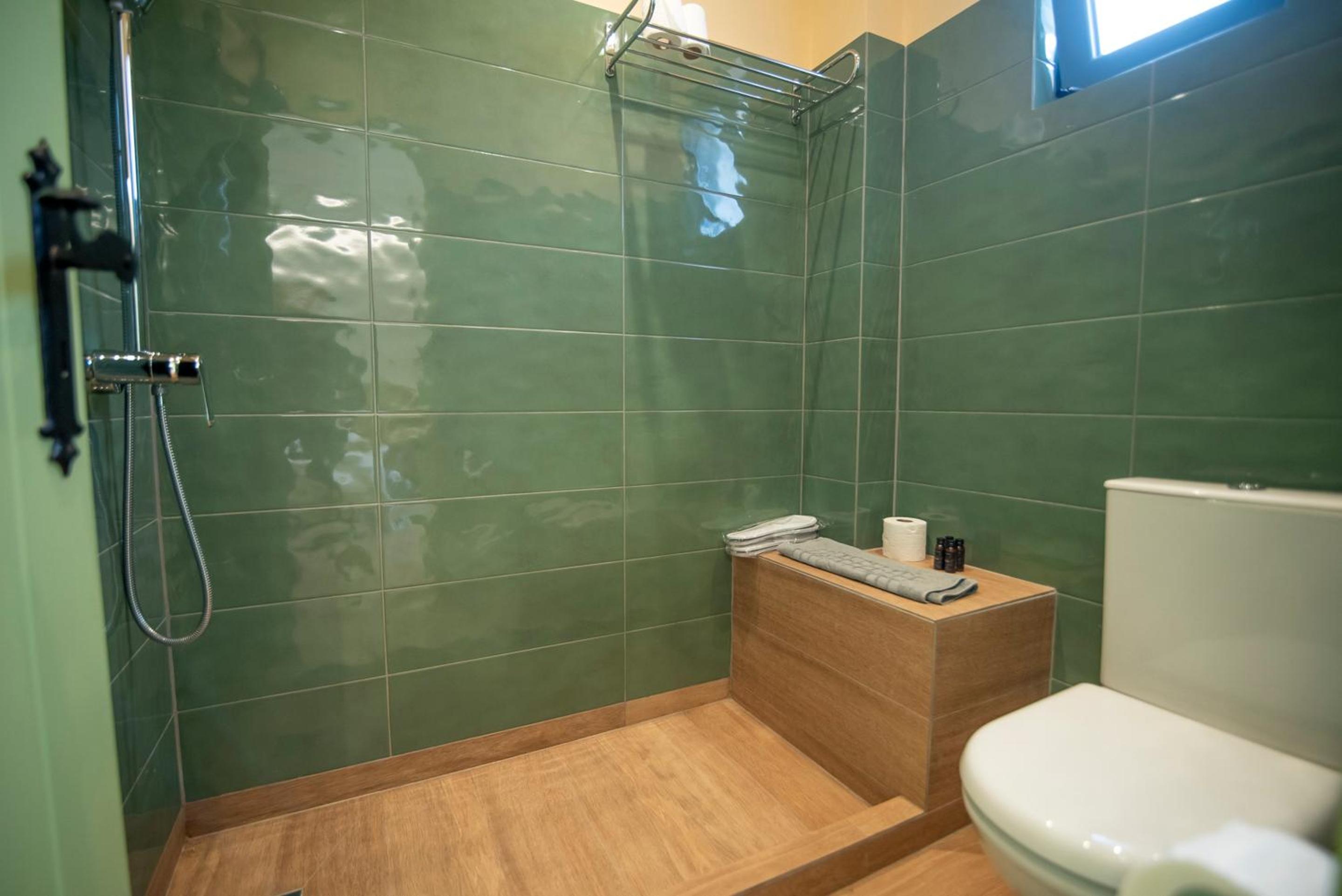 Double or Twin Room with Garden View - Ground Floor  - Photo 5