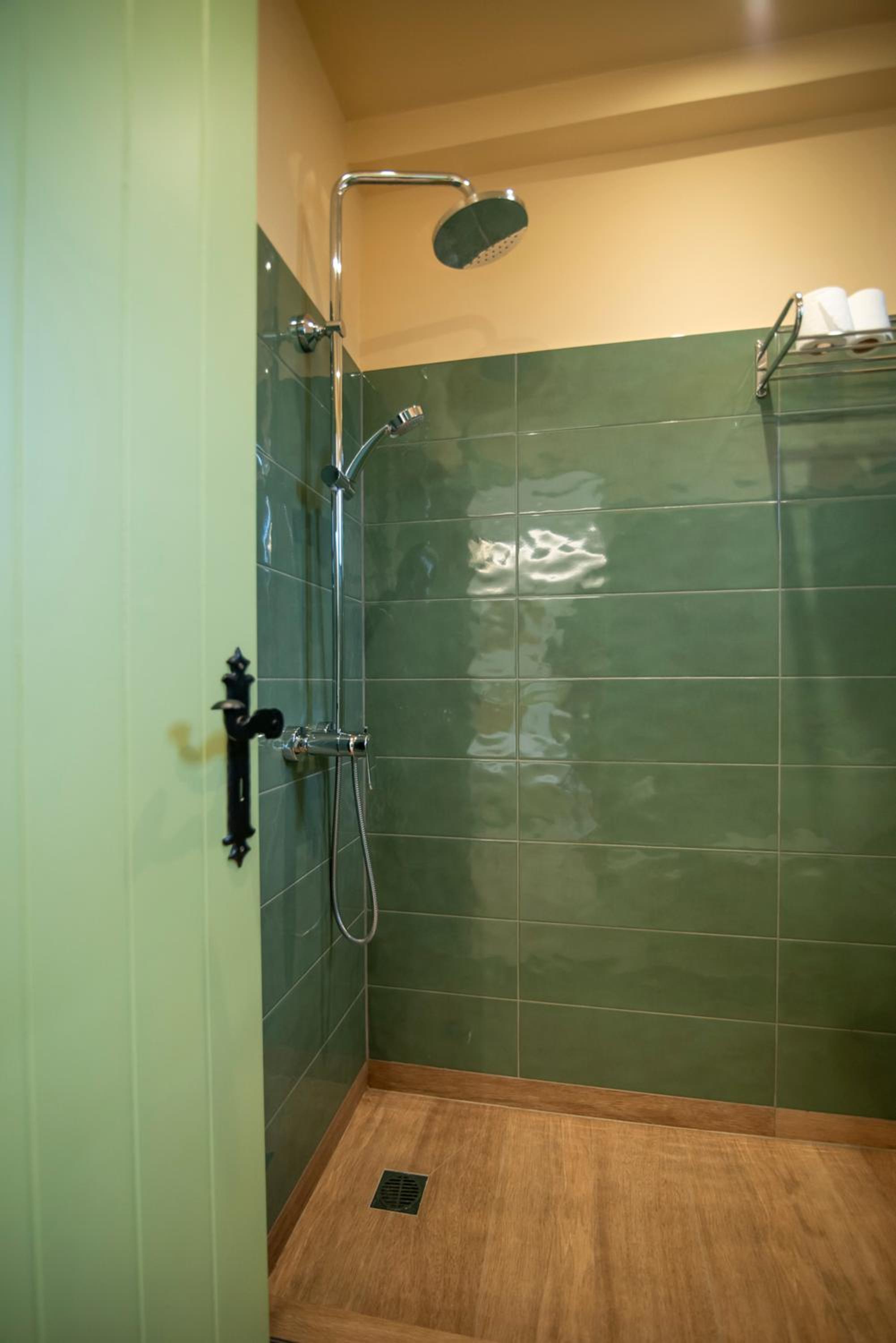 Double or Twin Room with Garden View - Ground Floor  - Photo 8