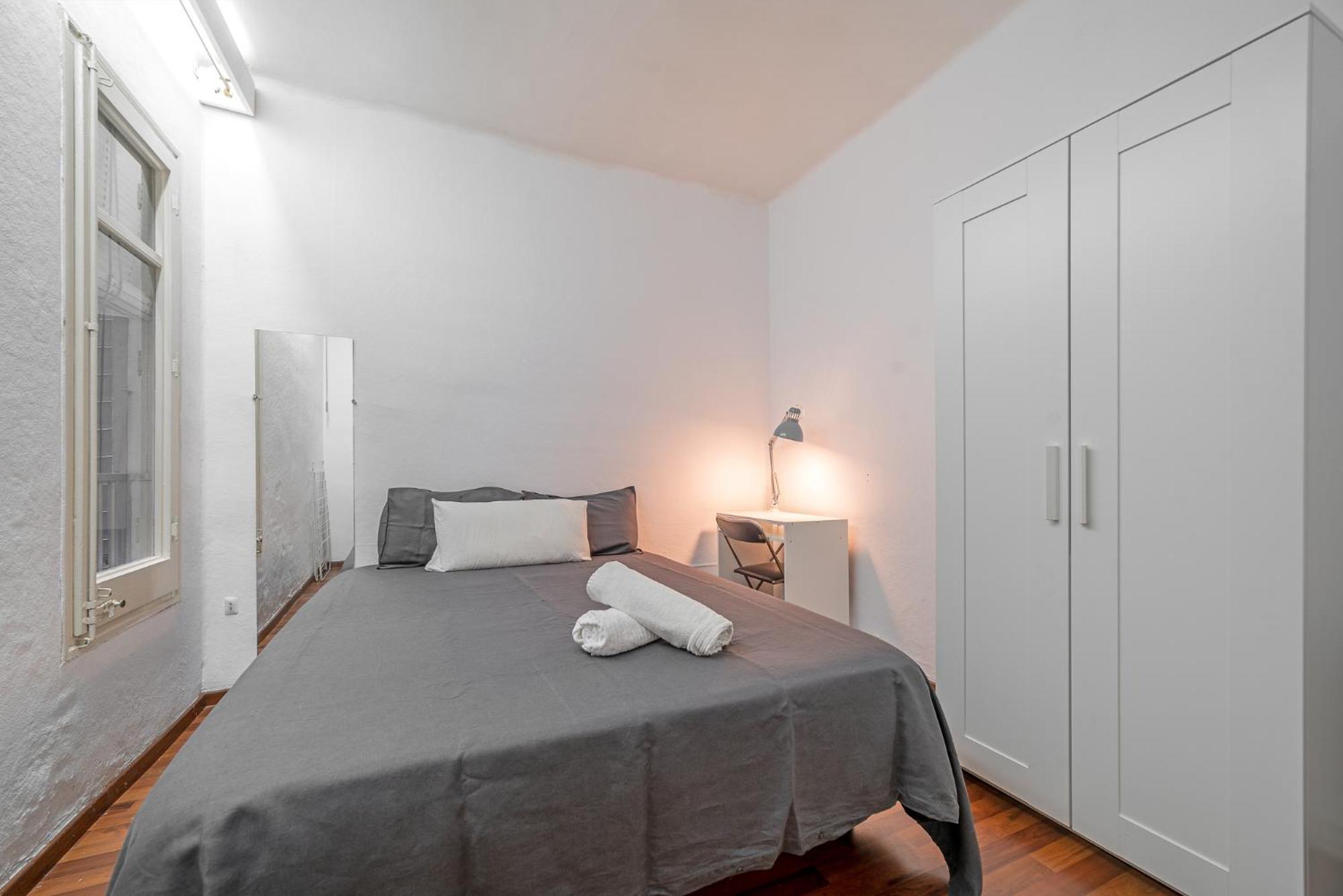 Habitación doble con baño compartido