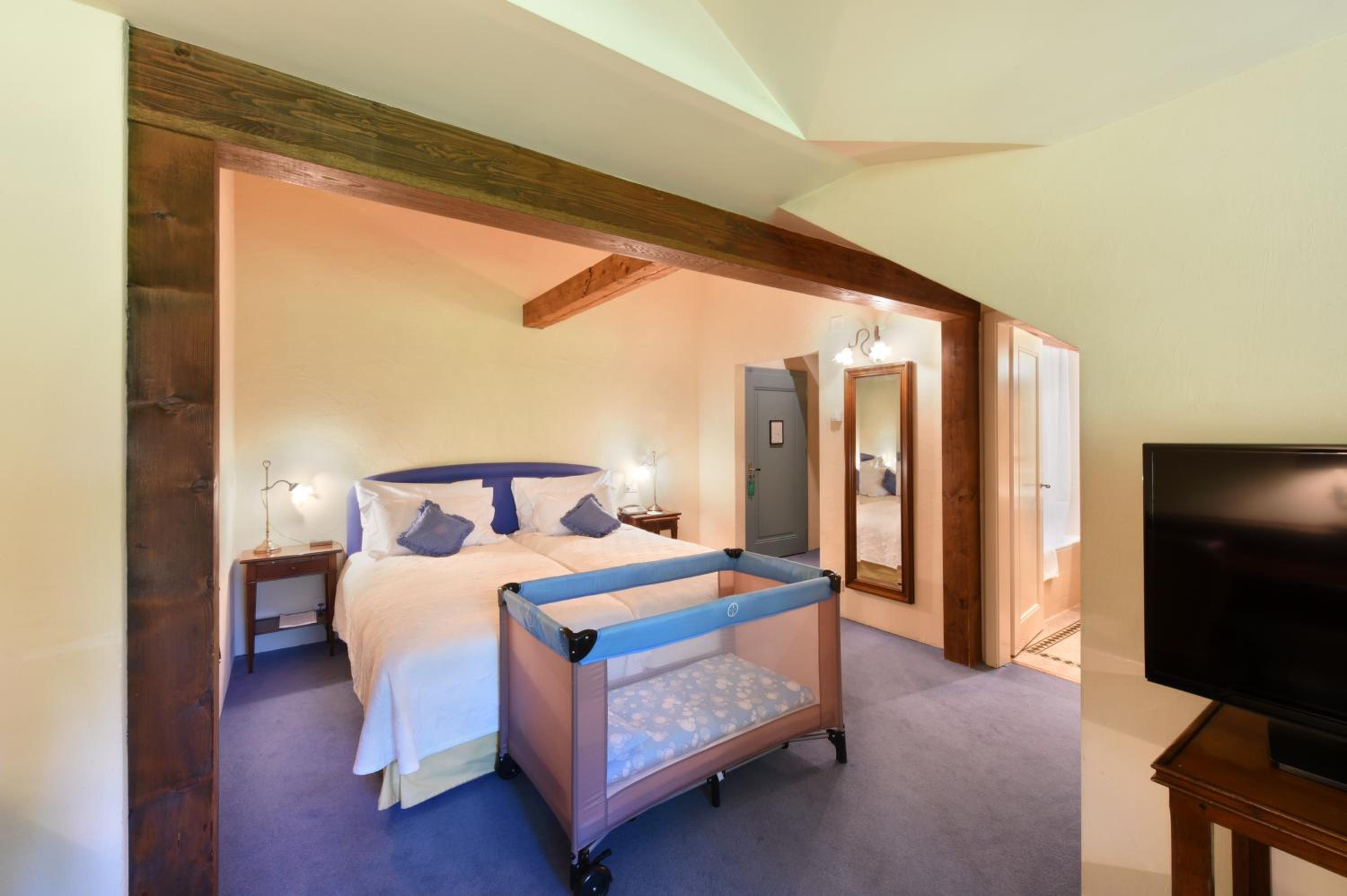 Junior Suite (3 Adults) photo 2